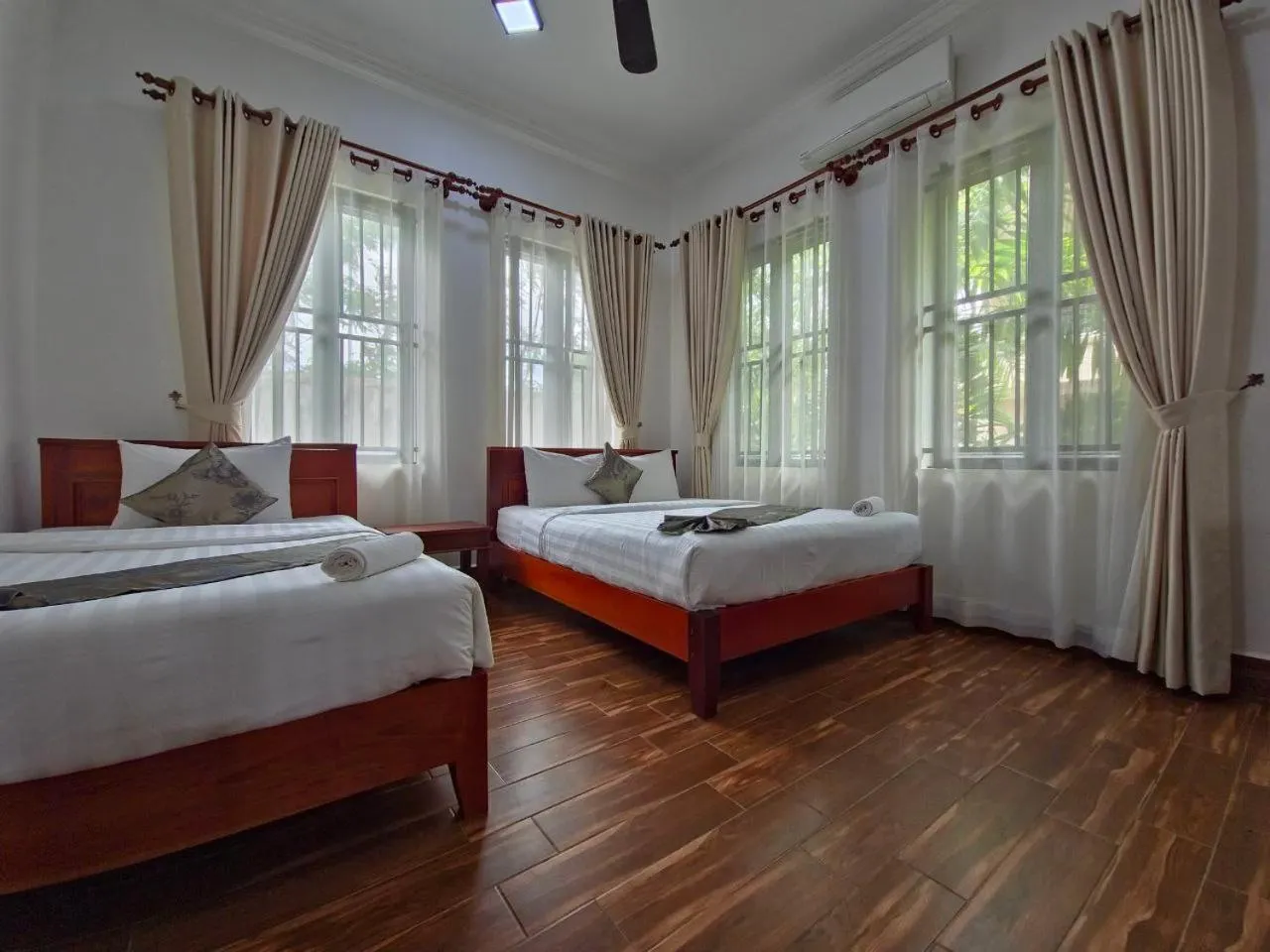 Bed in Angkearboss Villa