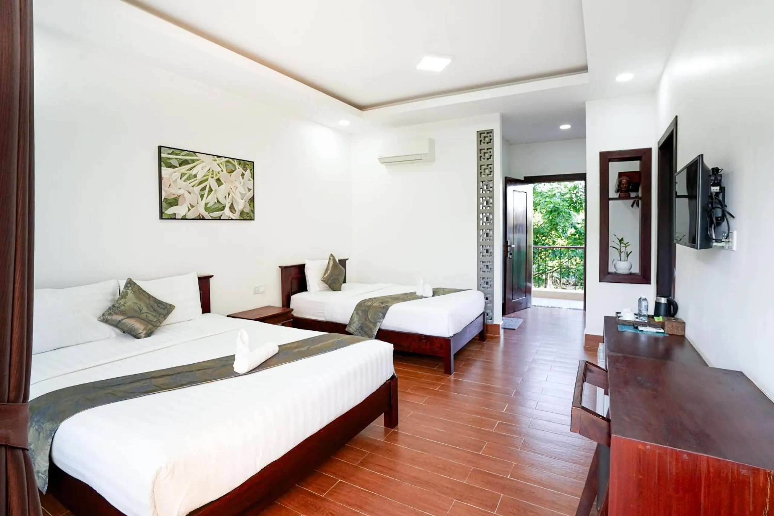 Bed in Angkearboss Villa