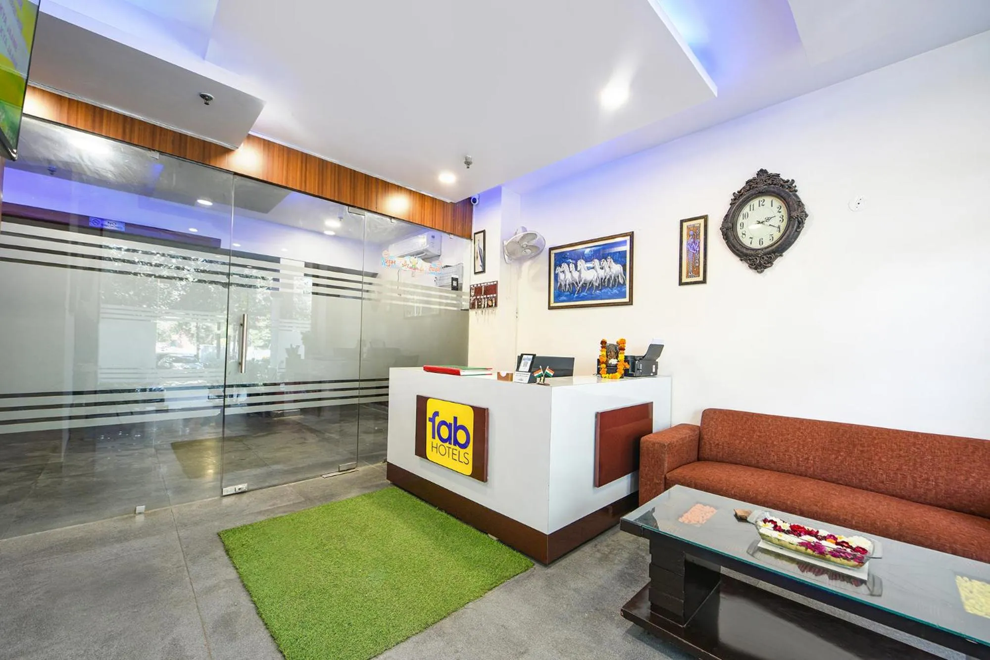 Lobby or reception in FabHotel Gracious Inn