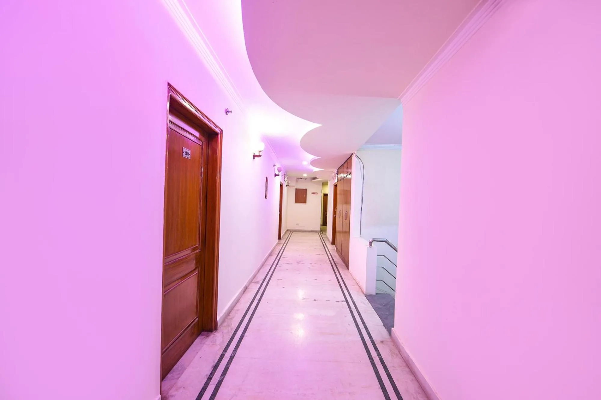 Lobby or reception in FabHotel Gracious Inn