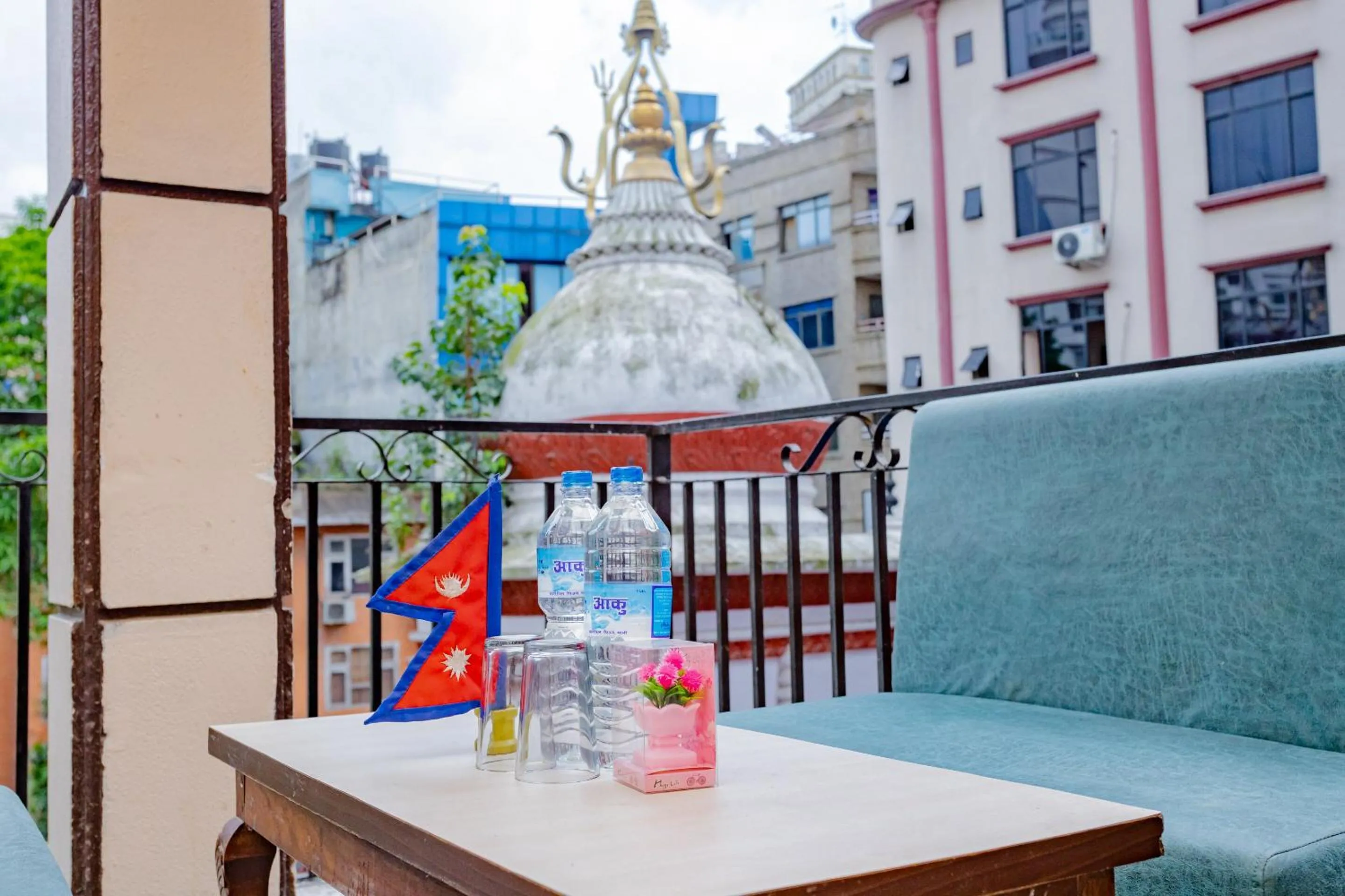 Lobby or reception in OYO 811 Hotel New Pokhara Palace