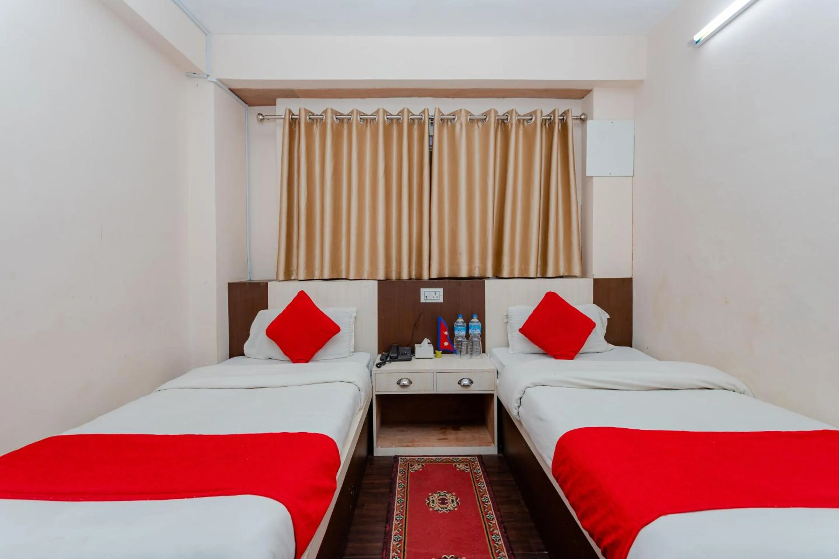 Bedroom, Bed in OYO 811 Hotel New Pokhara Palace