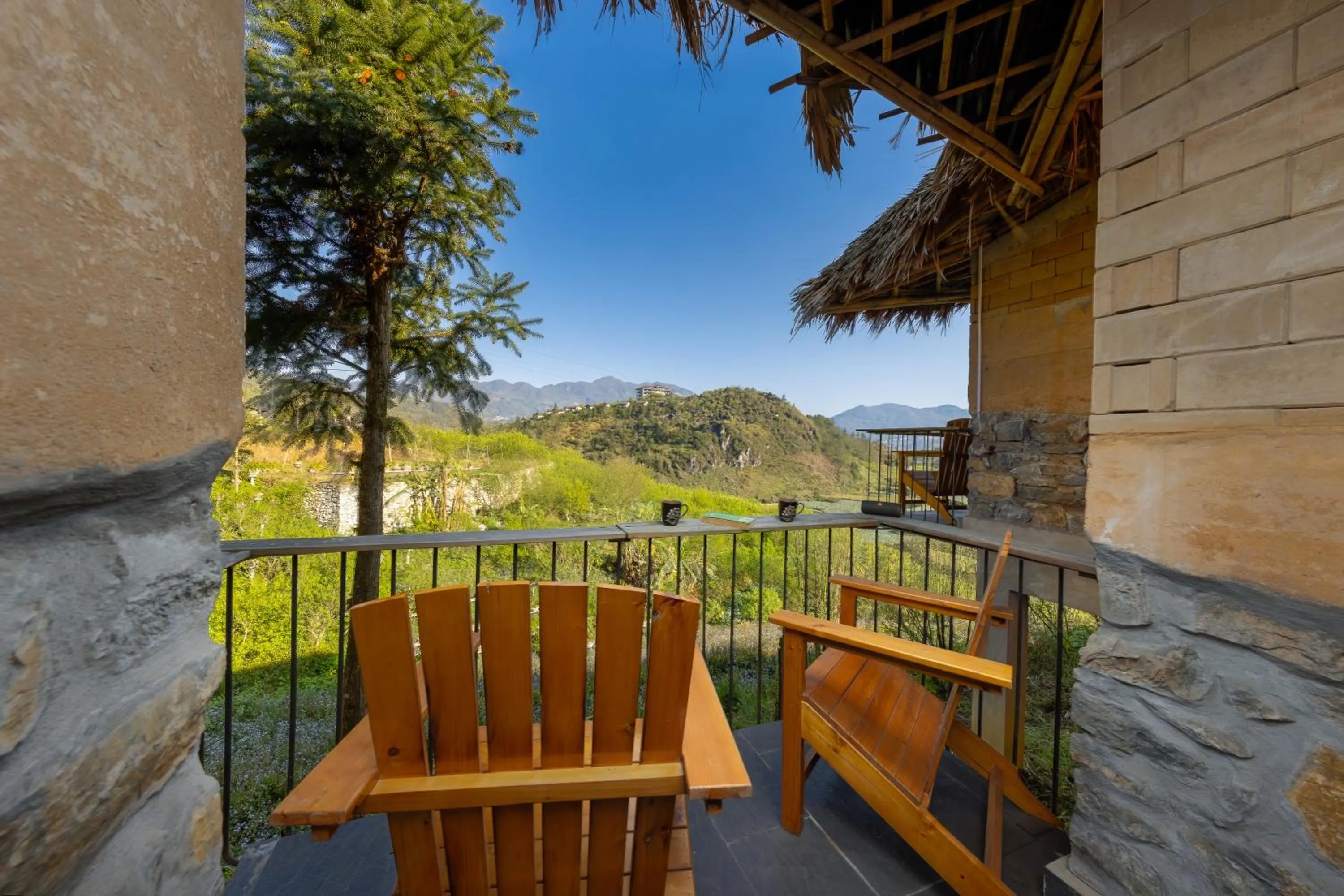 Day in Sapaxa Spring Garden Ecolodge