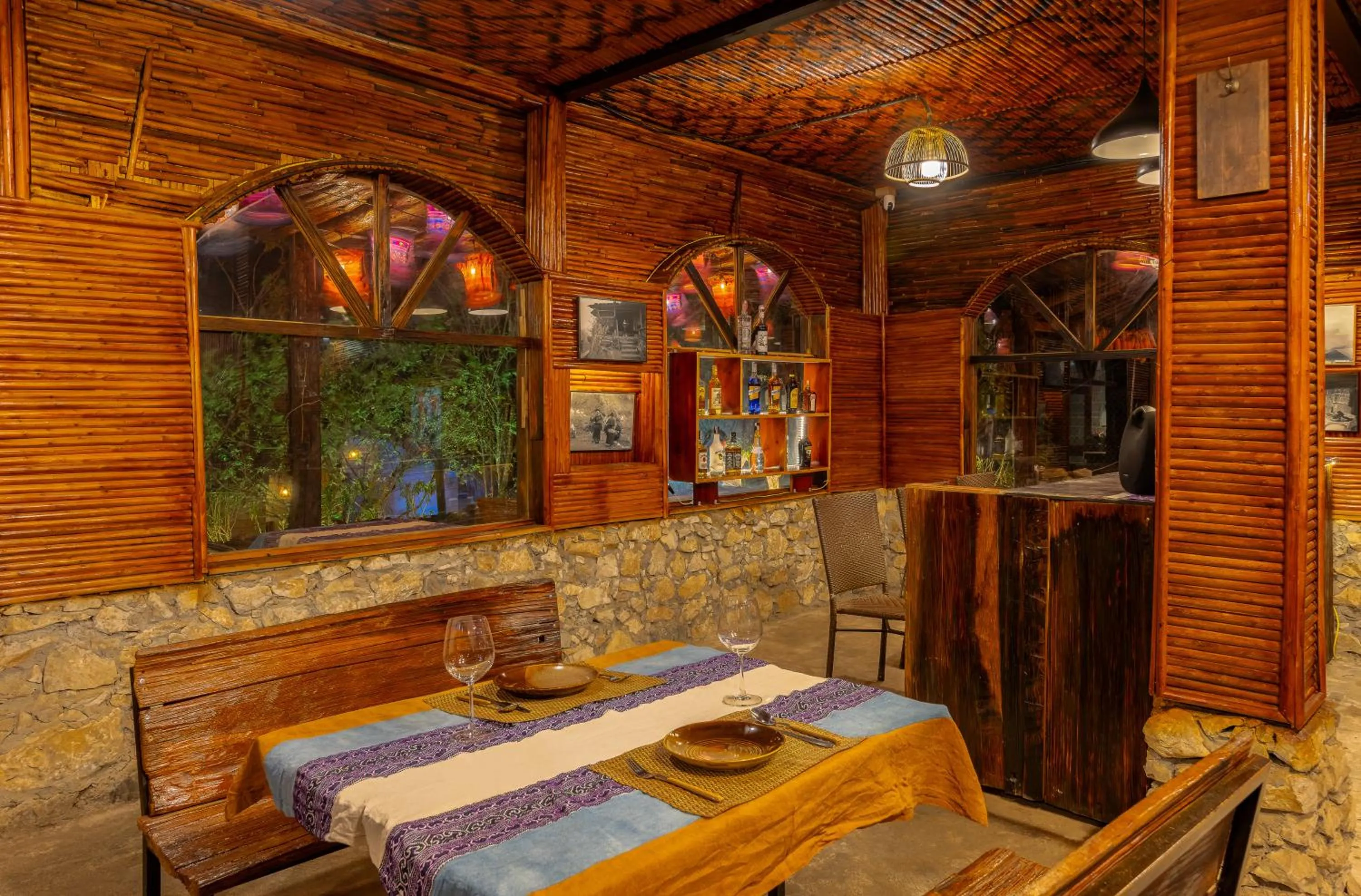 Seating area in Sapaxa Spring Garden Ecolodge