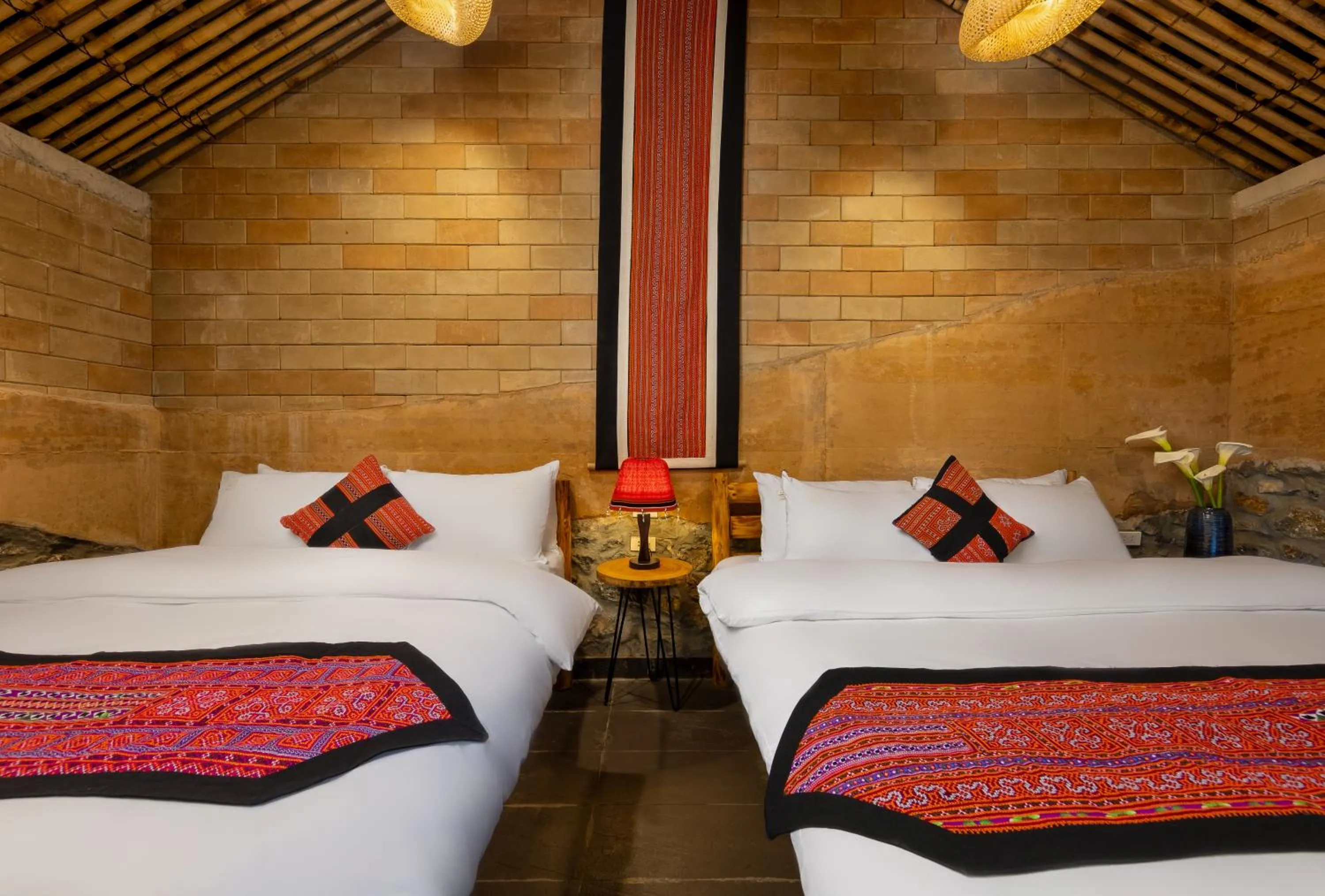 Photo of the whole room, Bed in Sapaxa Spring Garden Ecolodge