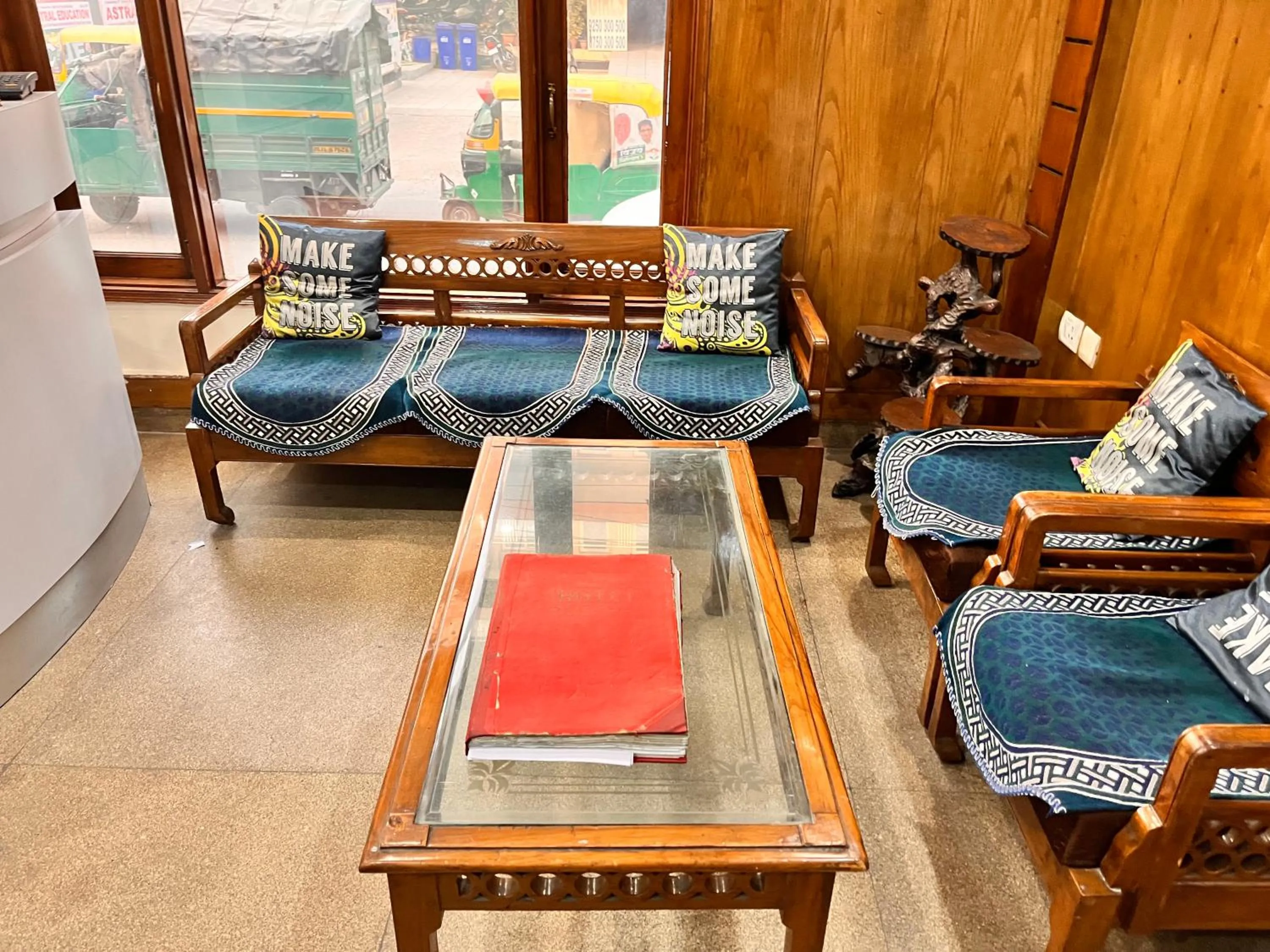 Seating area in Hotel Sunshine