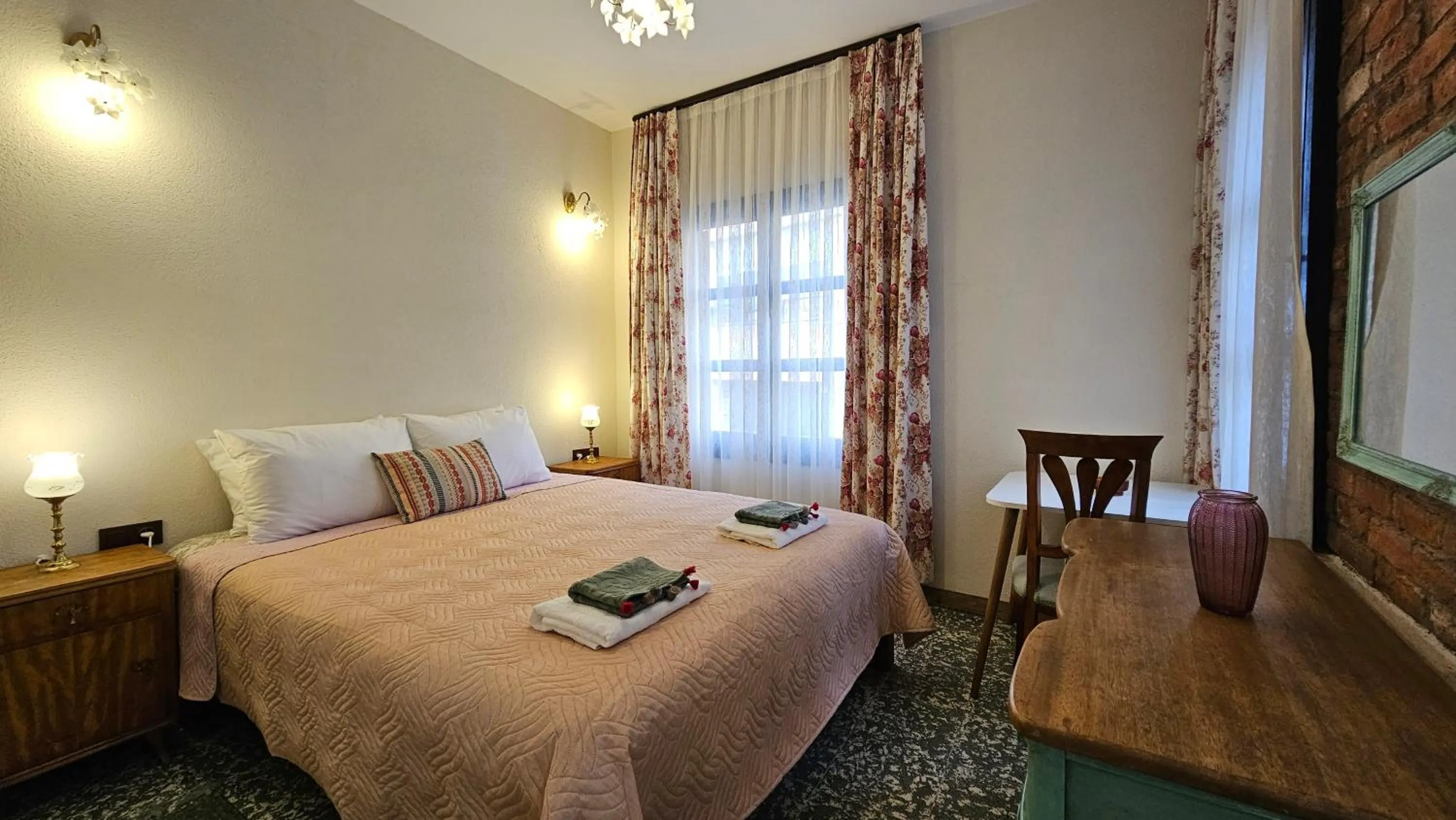 Bed in Origin Rooms Urla