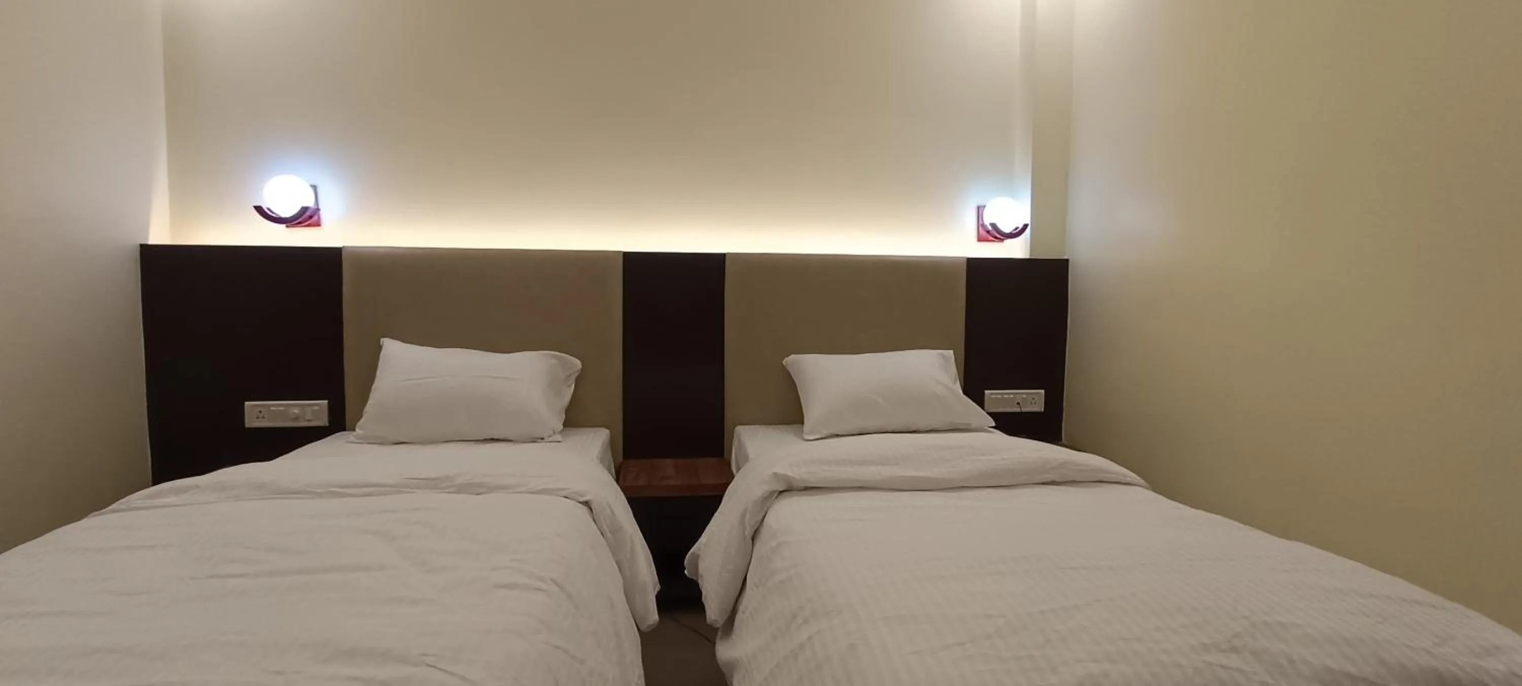 Bedroom, Bed in The Banaras Hotel