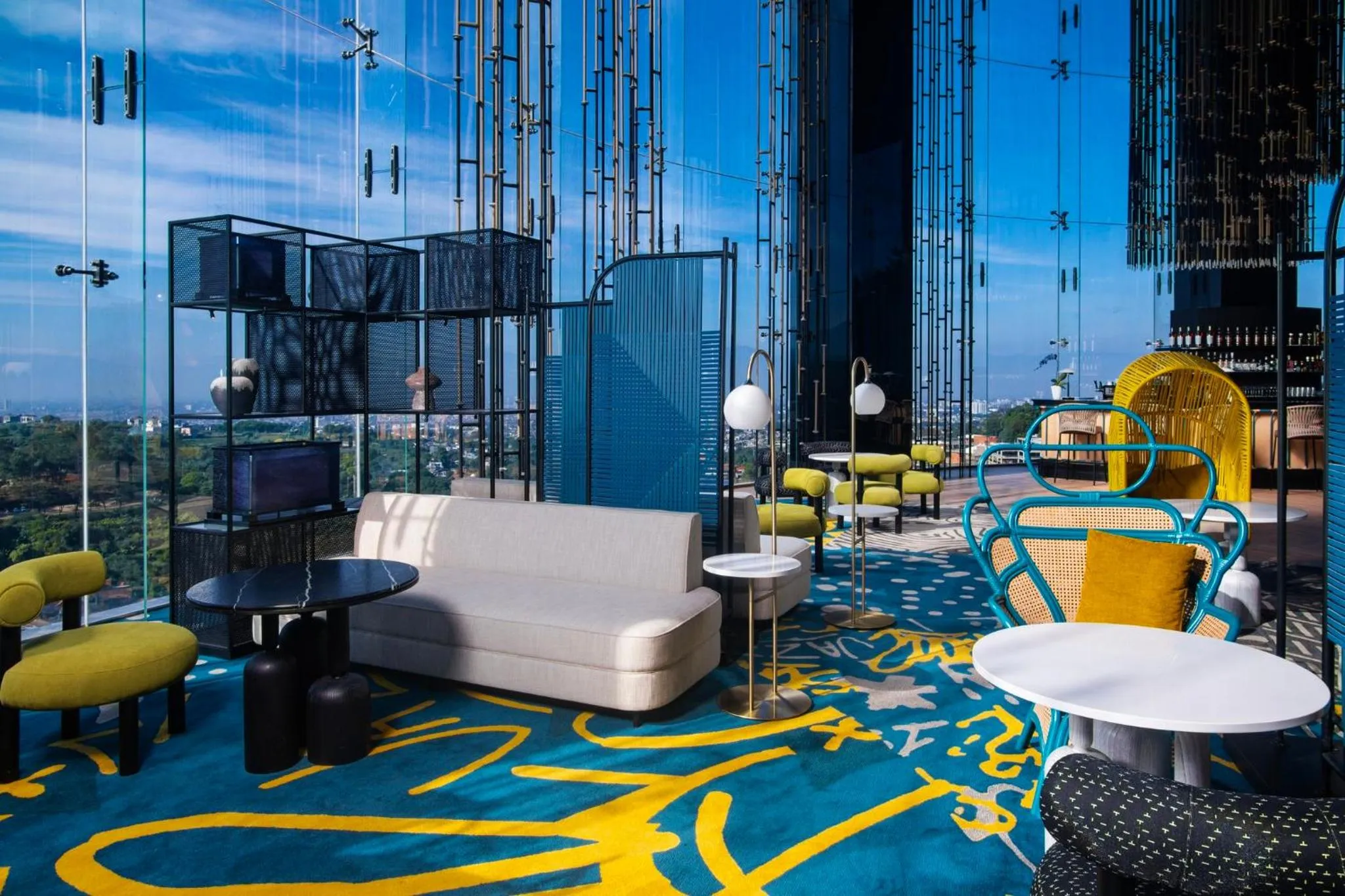 Lounge or bar in Hotel Indigo Bandung Dago Pakar by IHG