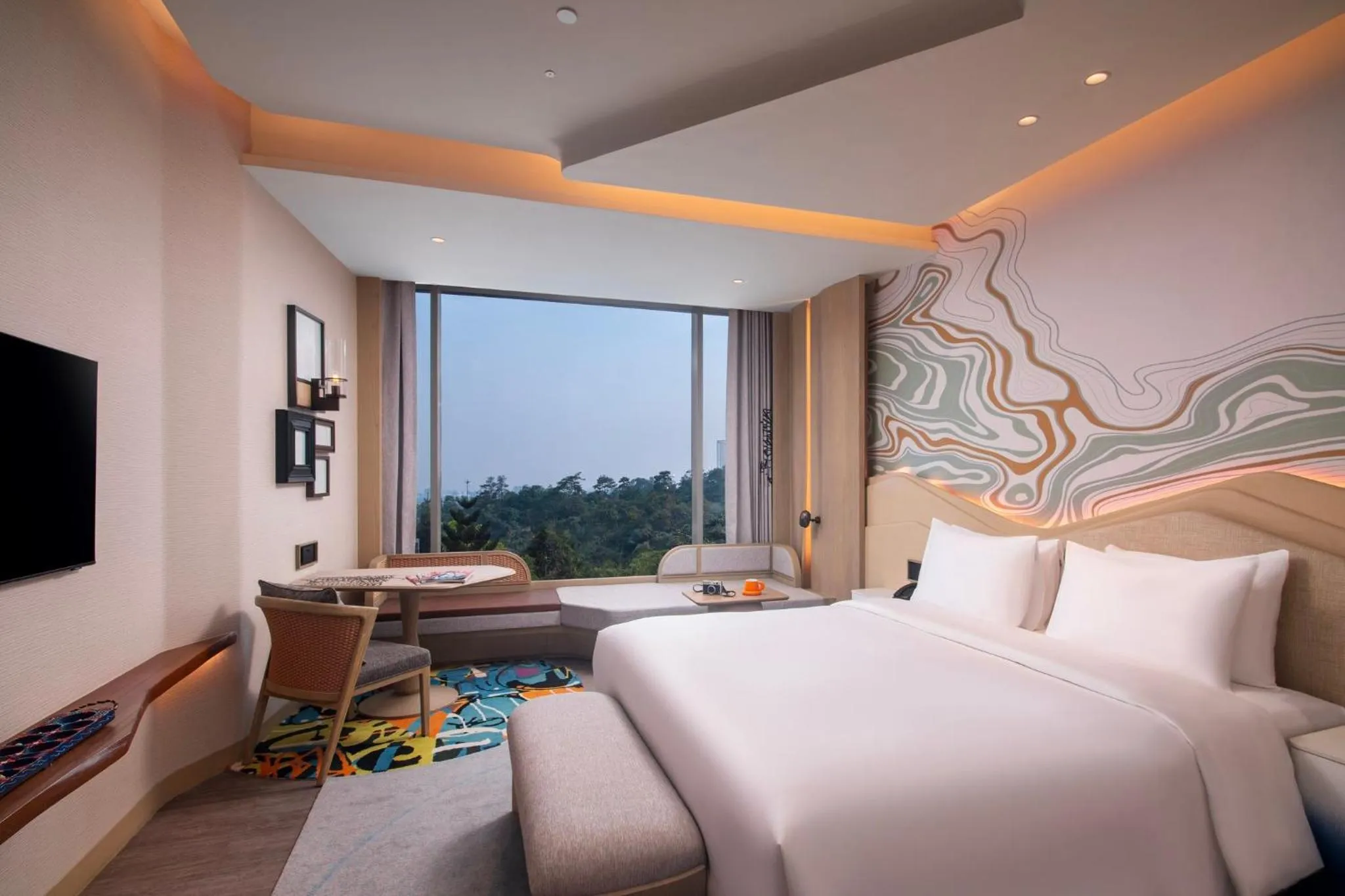 Photo of the whole room, Bed in Hotel Indigo Bandung Dago Pakar by IHG