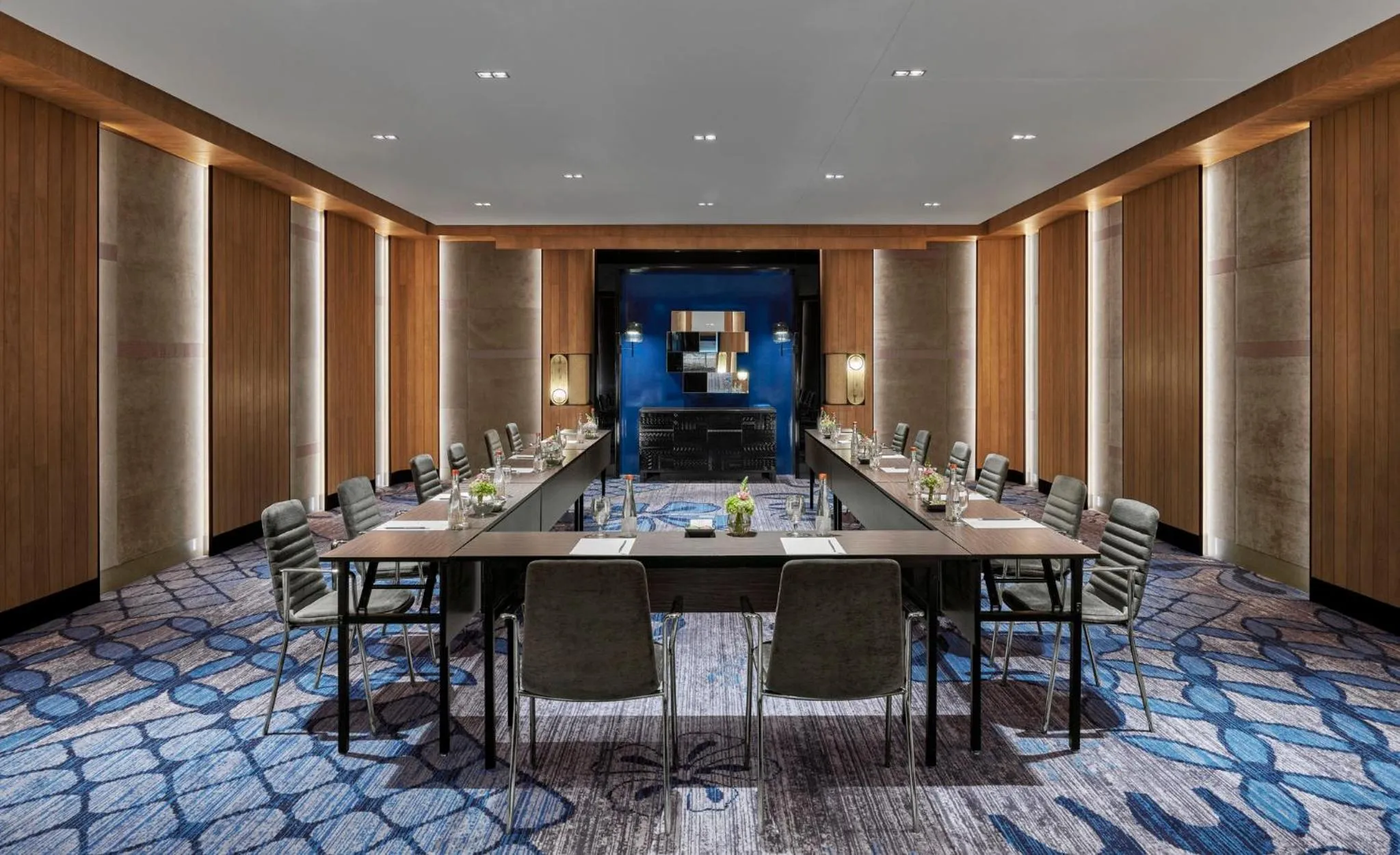 Meeting/conference room in Hotel Indigo Bandung Dago Pakar by IHG