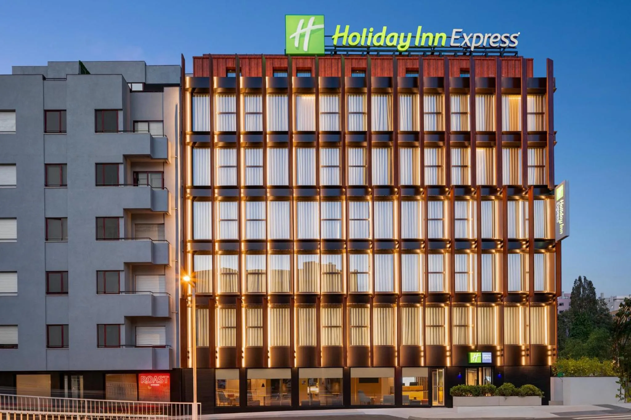 Property building in Holiday Inn Express Porto - Boavista by IHG