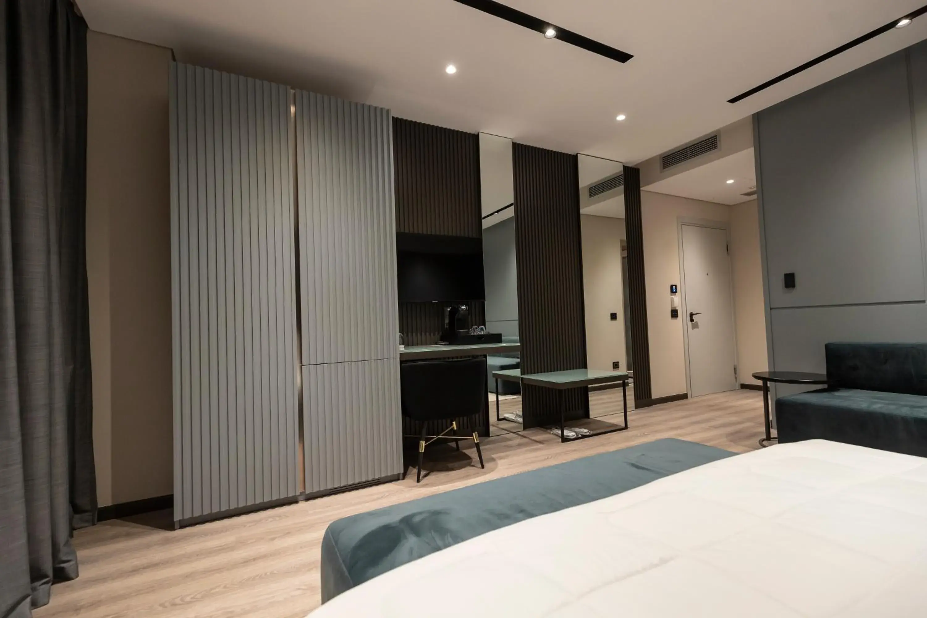 Superior Double Room in Demi Hotel Superior Double Room in Demi Hotel