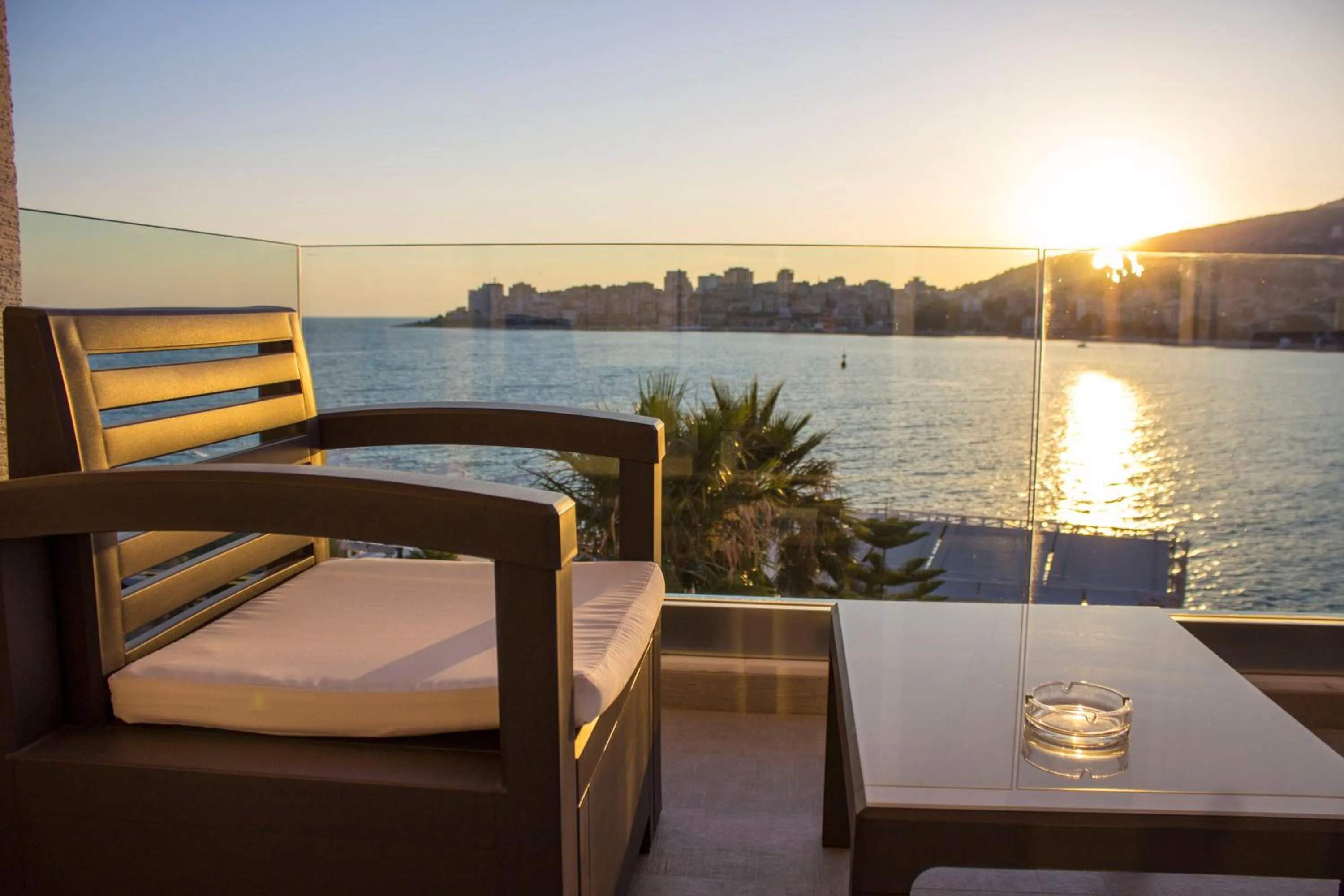 Balcony/Terrace in Demi Hotel