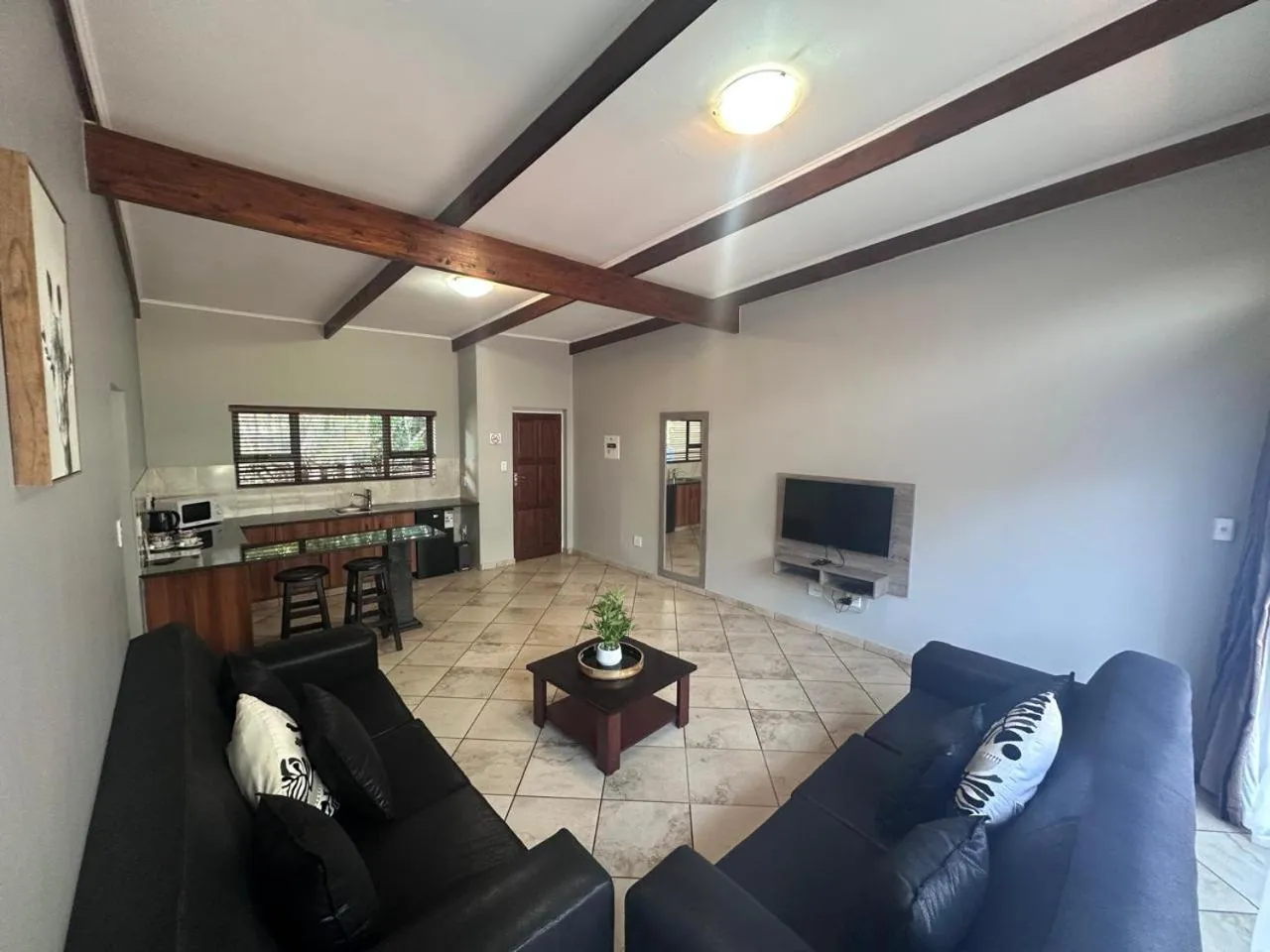 Living room in Manor Hills Guest Lodge