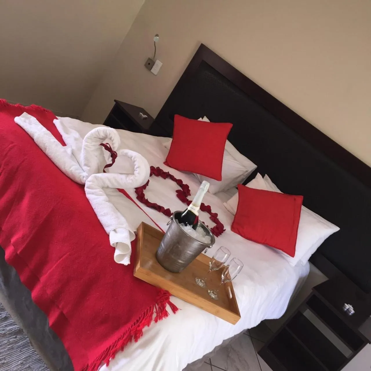 Bedroom, Bed in Manor Hills Guest Lodge