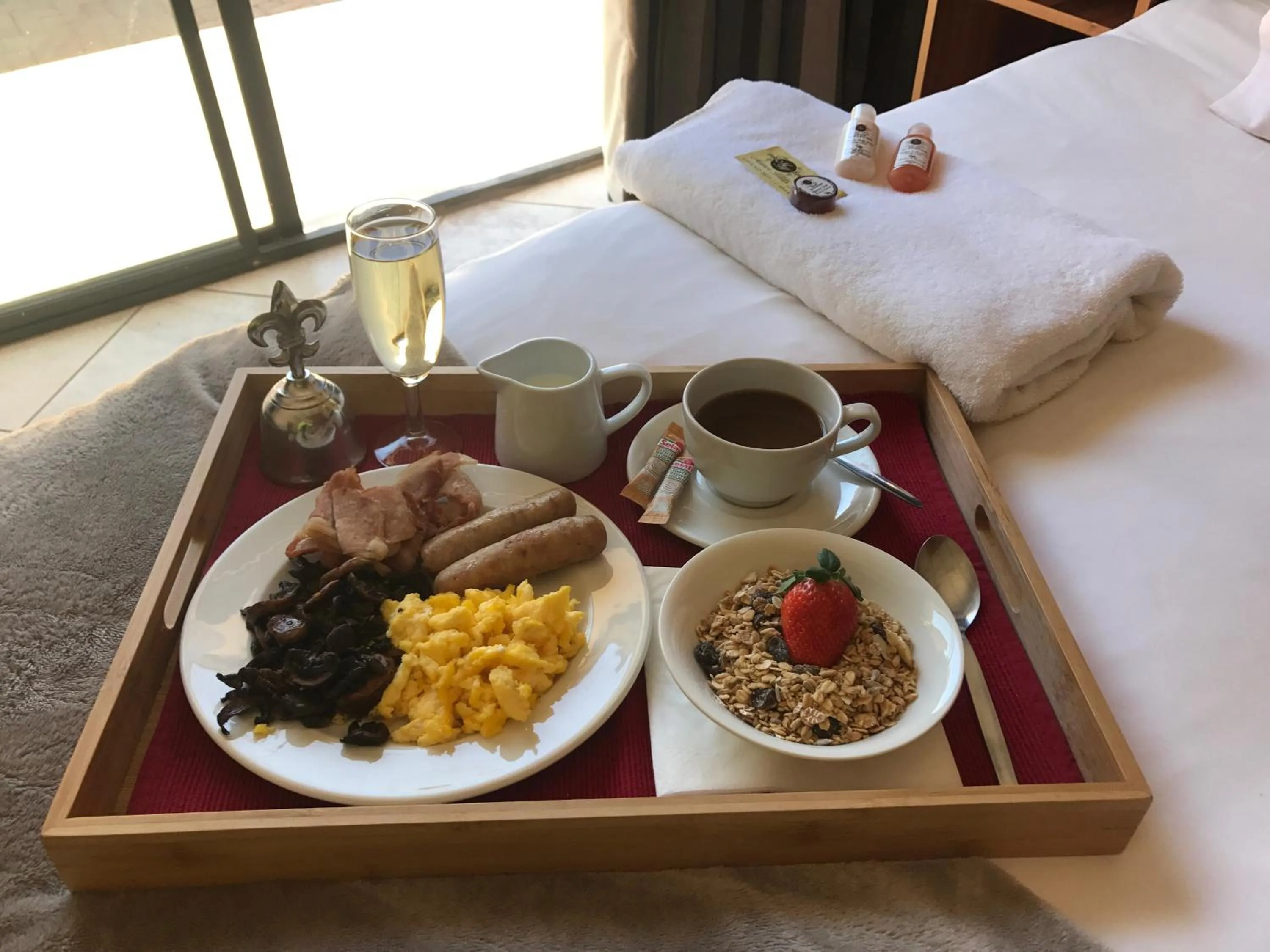 Food and drinks in Manor Hills Guest Lodge