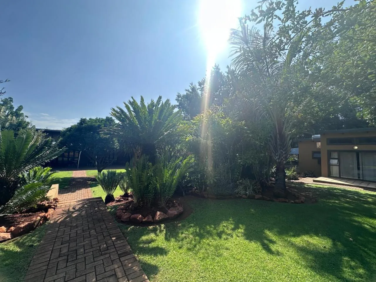 Garden view in Manor Hills Guest Lodge