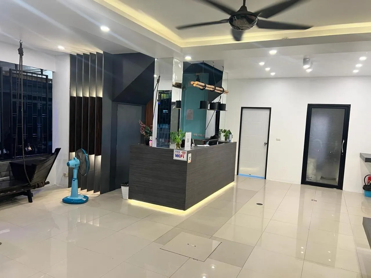 Lobby or reception in Hotel The Journey Patong New