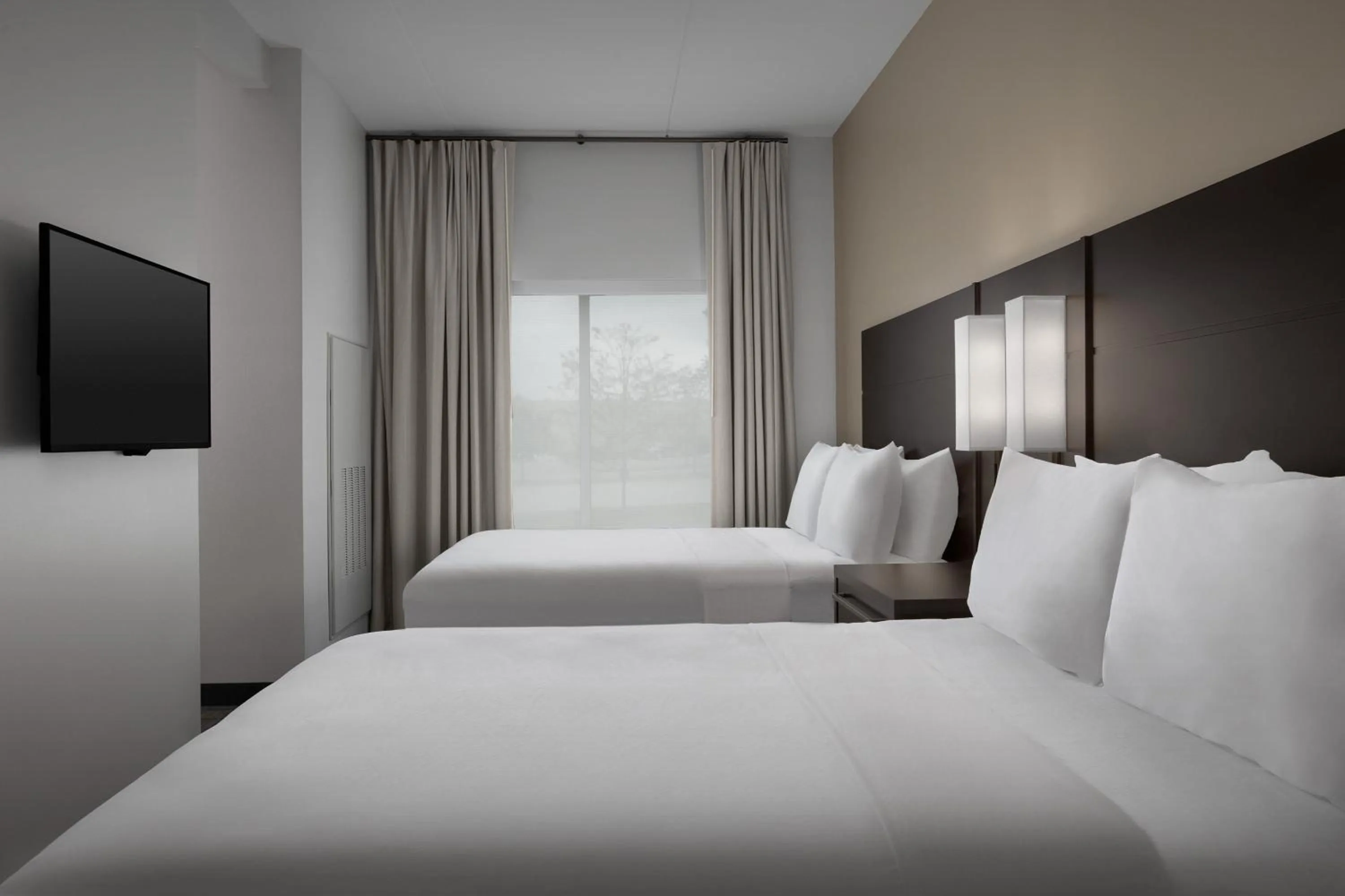 Photo of the whole room, Bed in Residence Inn by Marriott Kenwood Cincinnati