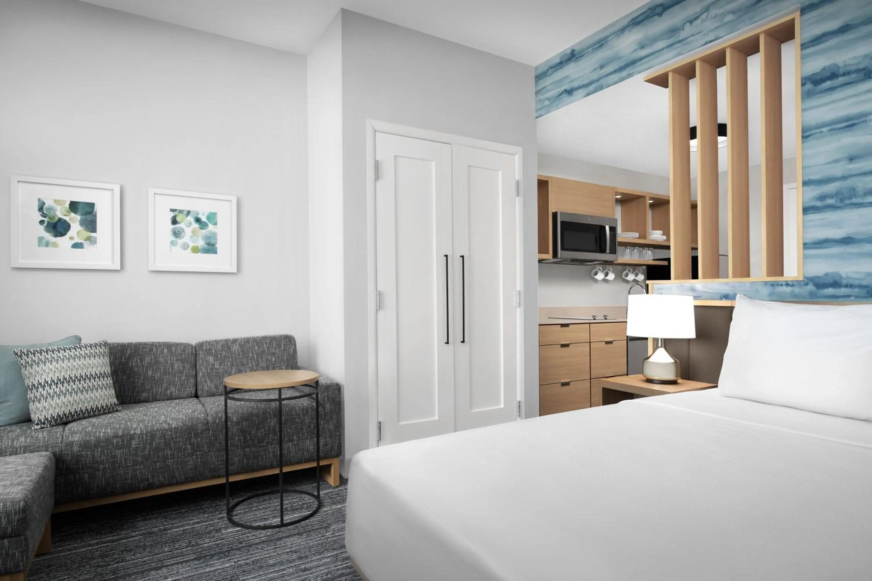 Bedroom, Bed in TownePlace Suites Jacksonville Airport