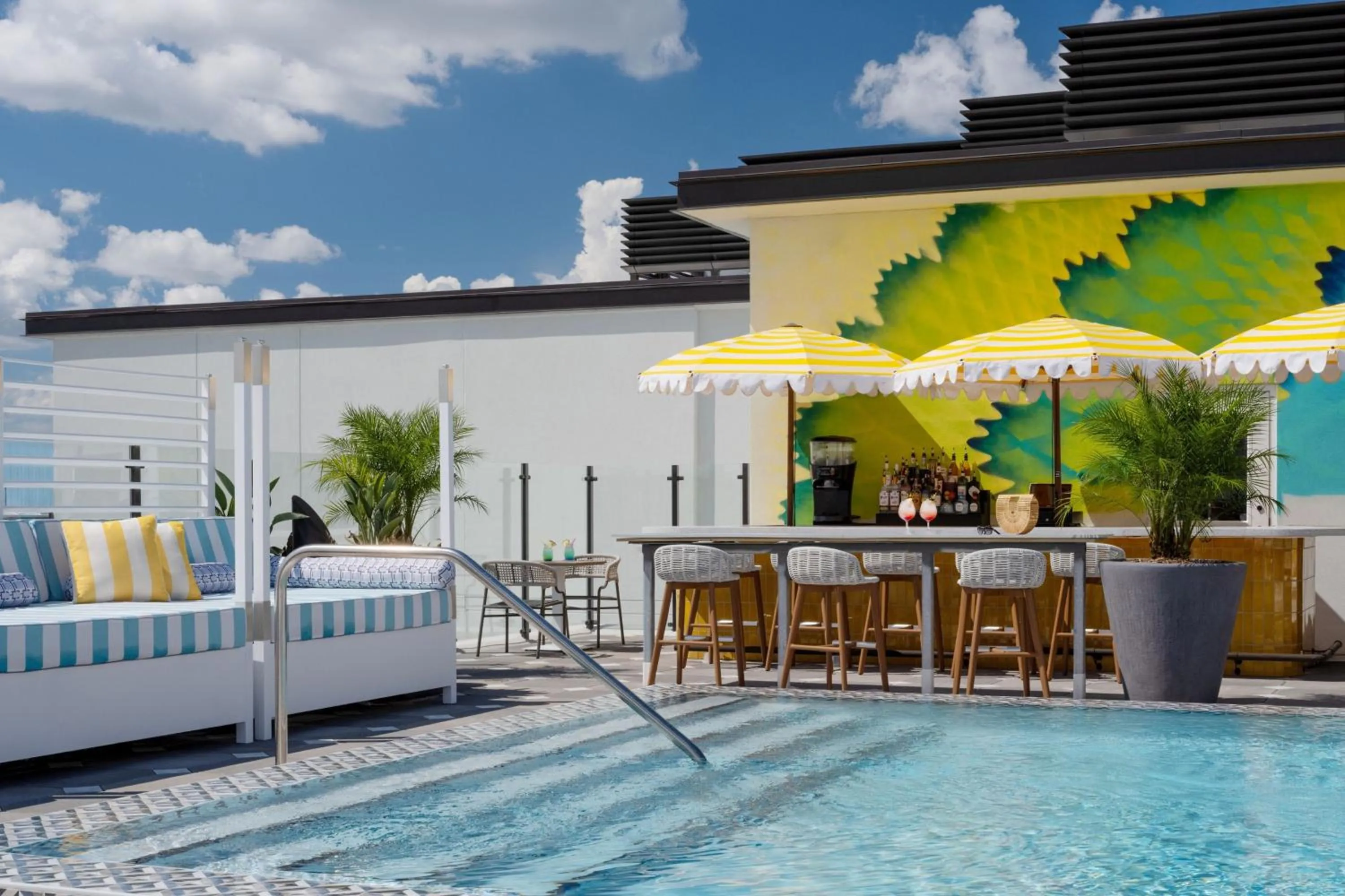 Swimming pool in Moxy St. Petersburg Downtown