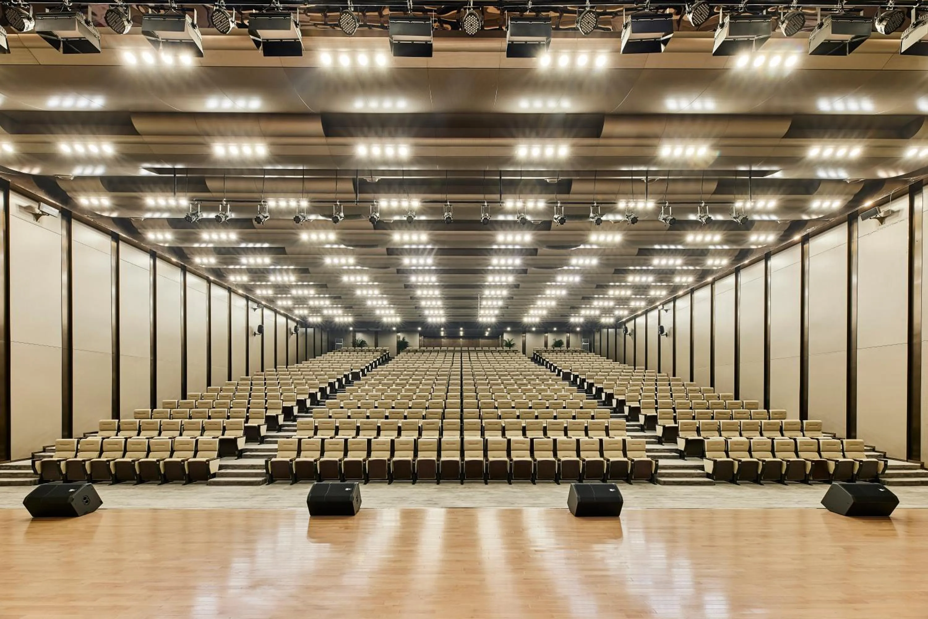 Meeting/conference room in Four Points by Sheraton Xi’an High-Tech Zone