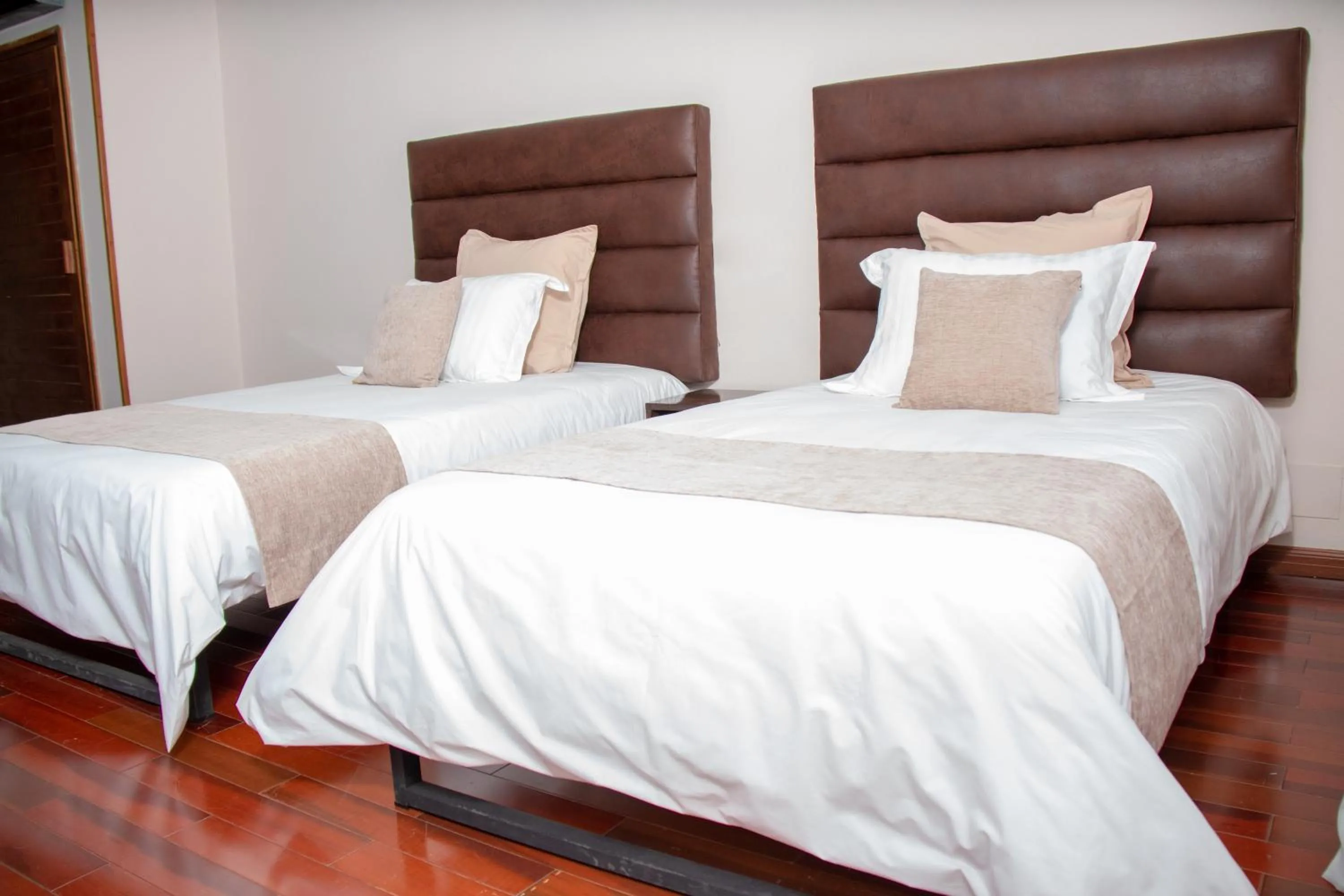 Bed in Hôtel Les 12 Collines, Ivato Aéroport