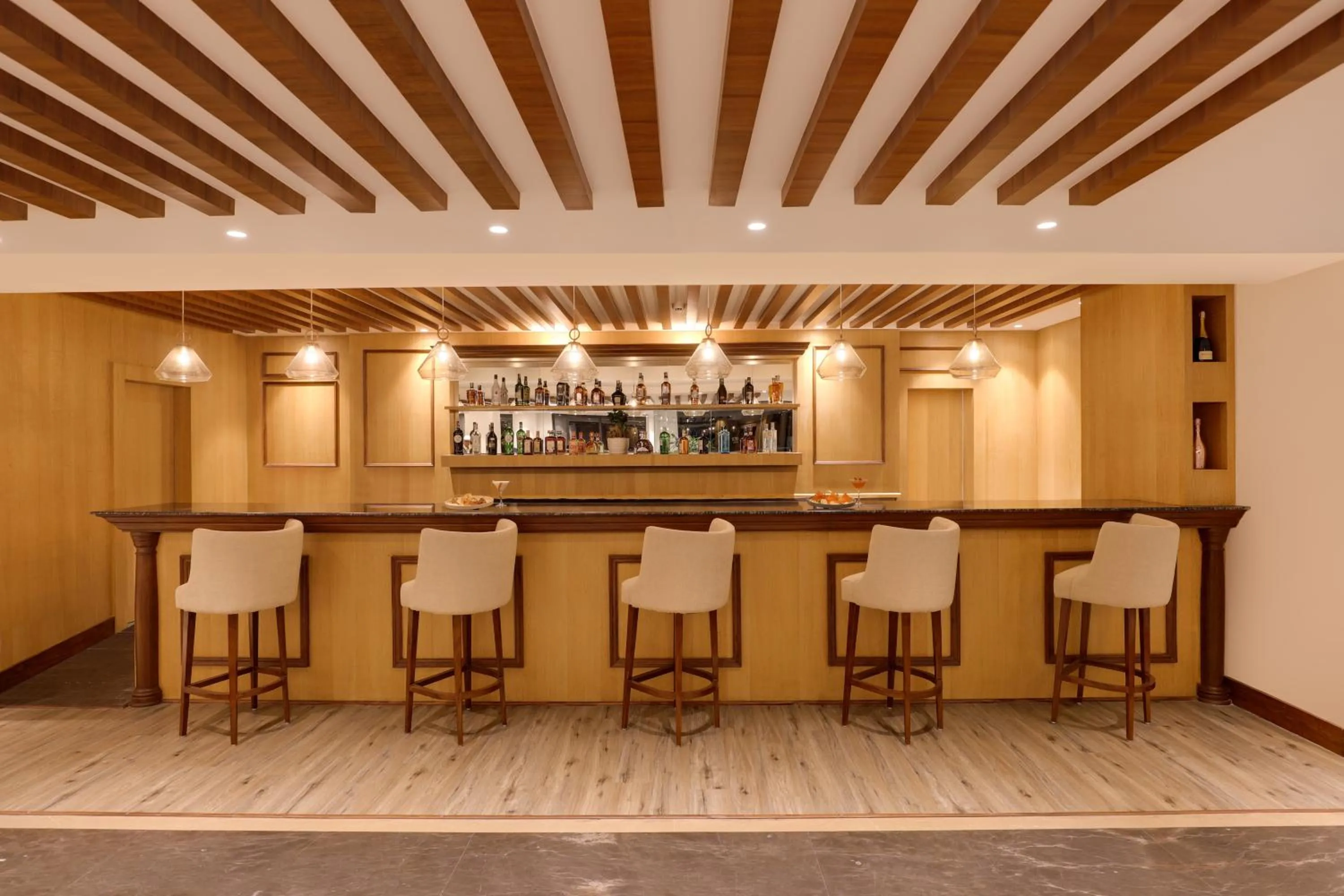Lounge or bar in Lemon Tree Premier Budhanilkantha Kathmandu, Nepal