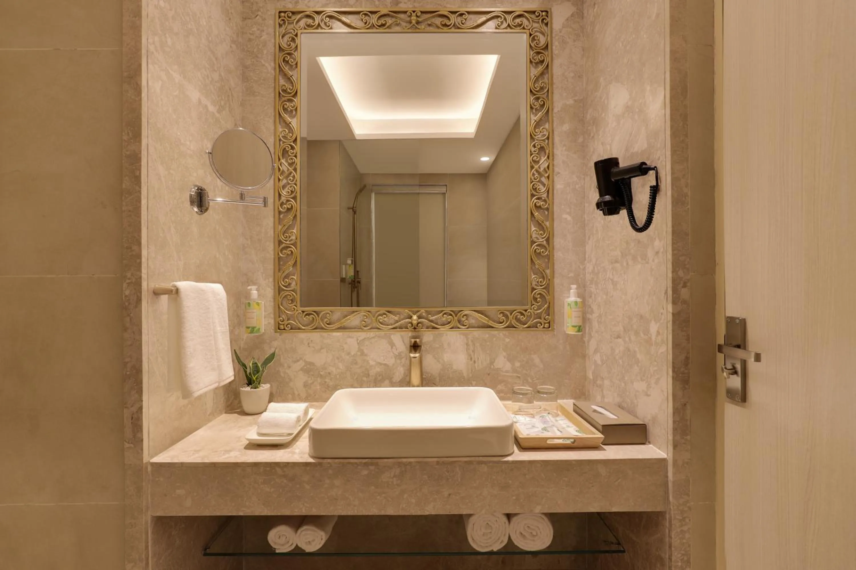 Lemon Tree Premier Budhanilkantha Kathmandu, Nepal