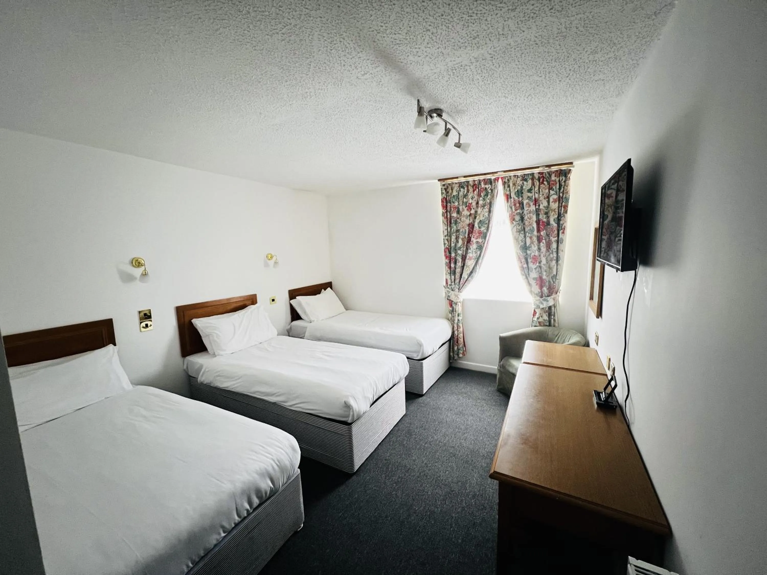 Bedroom, Bed in Ox Hotel Carlisle