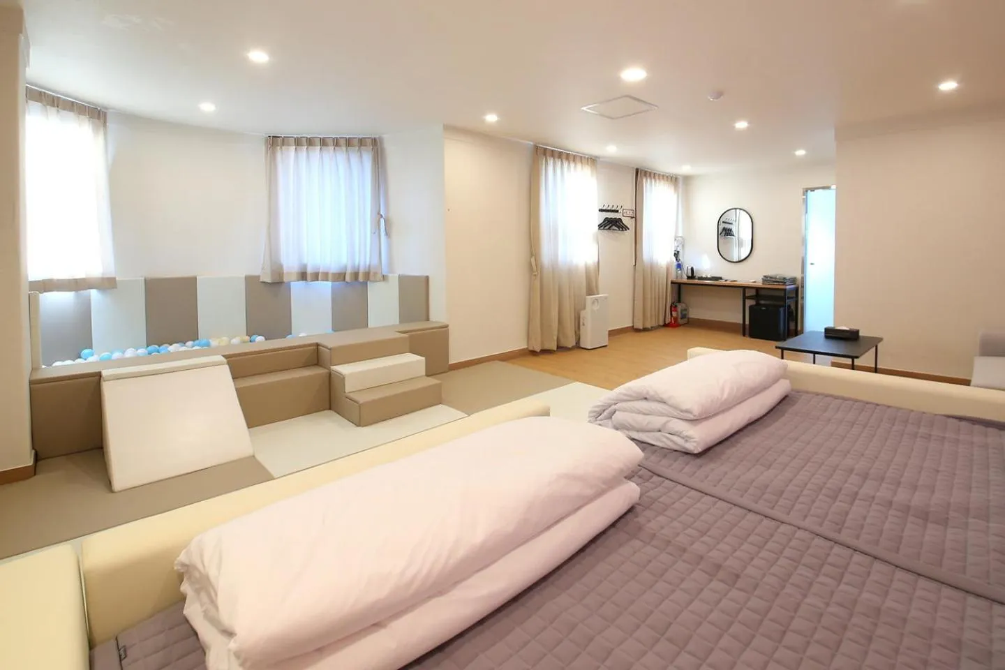 Decorative detail, Bed in MGM Hotel