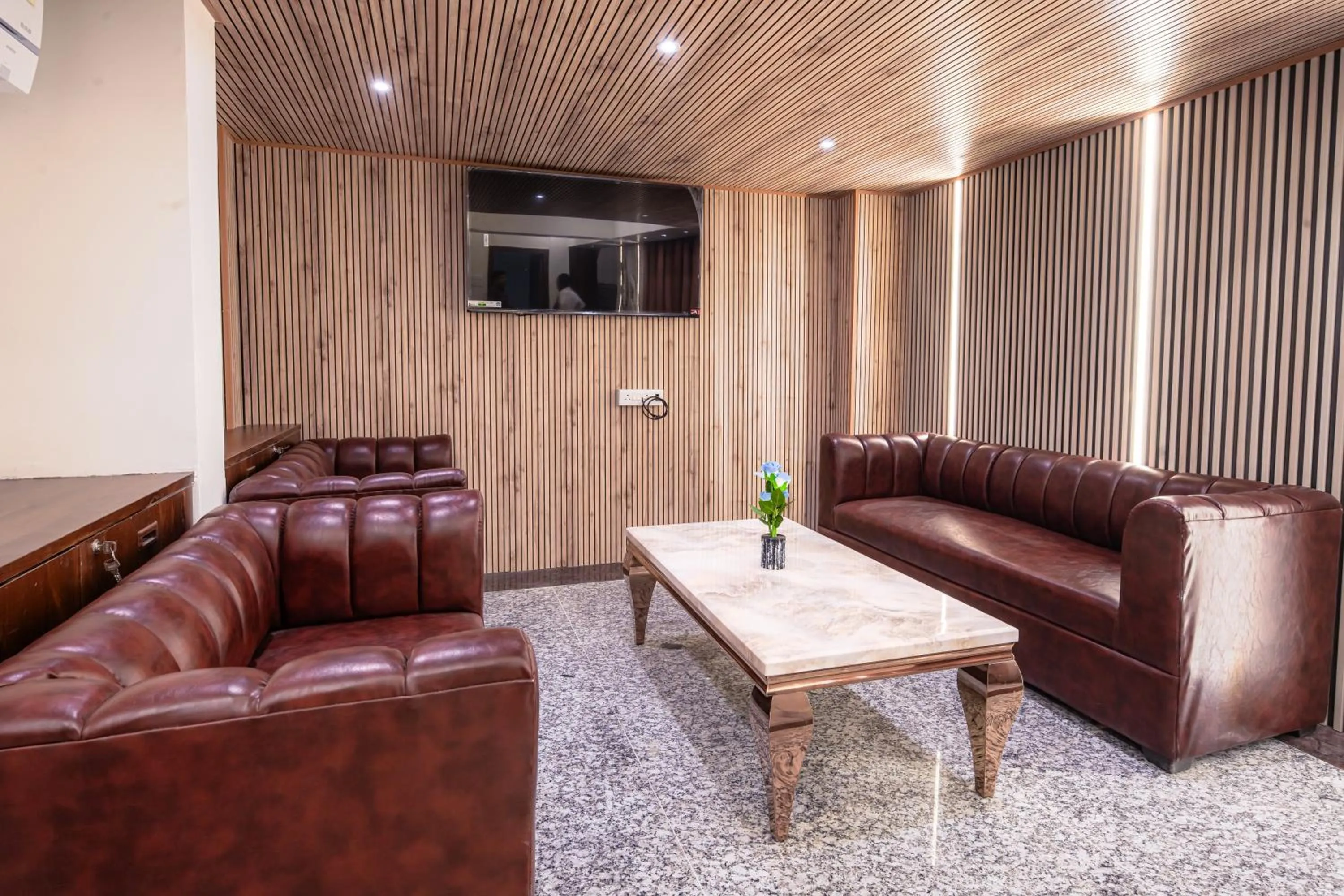 Seating area in Treebo A1 Residency, Hingna T Point