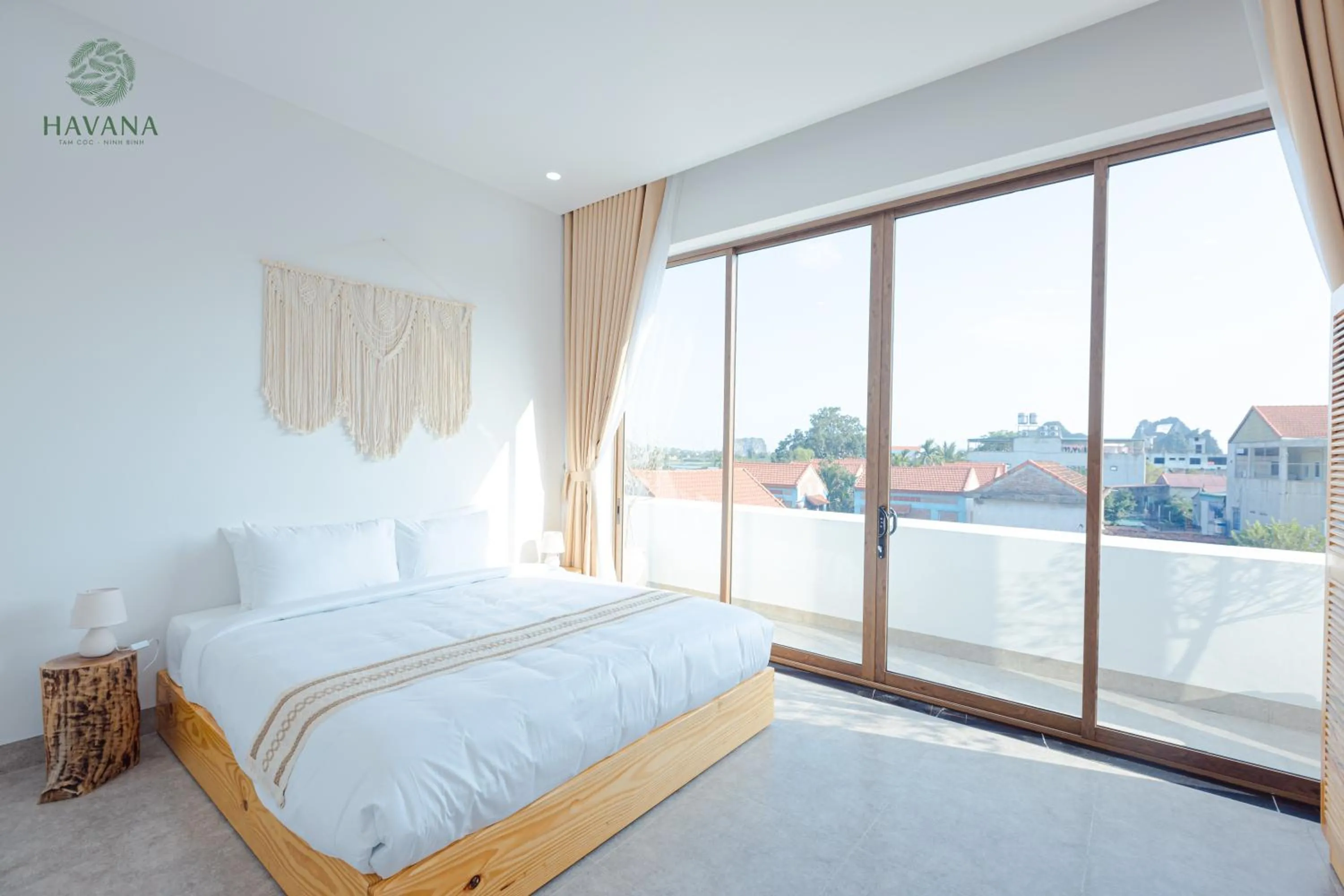 Bed in Havana Tam Coc Ninh Binh