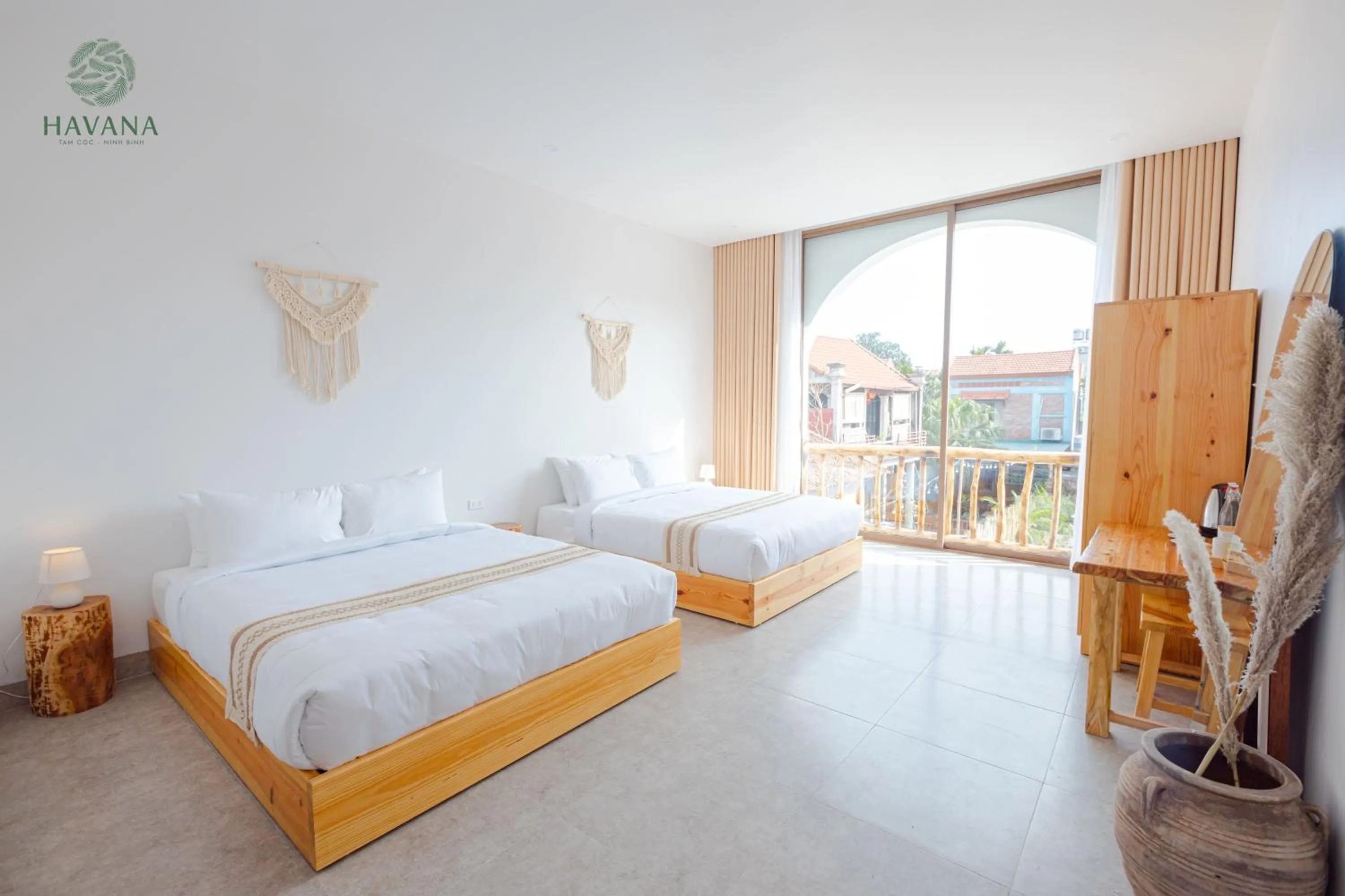 Bed in Havana Tam Coc Ninh Binh