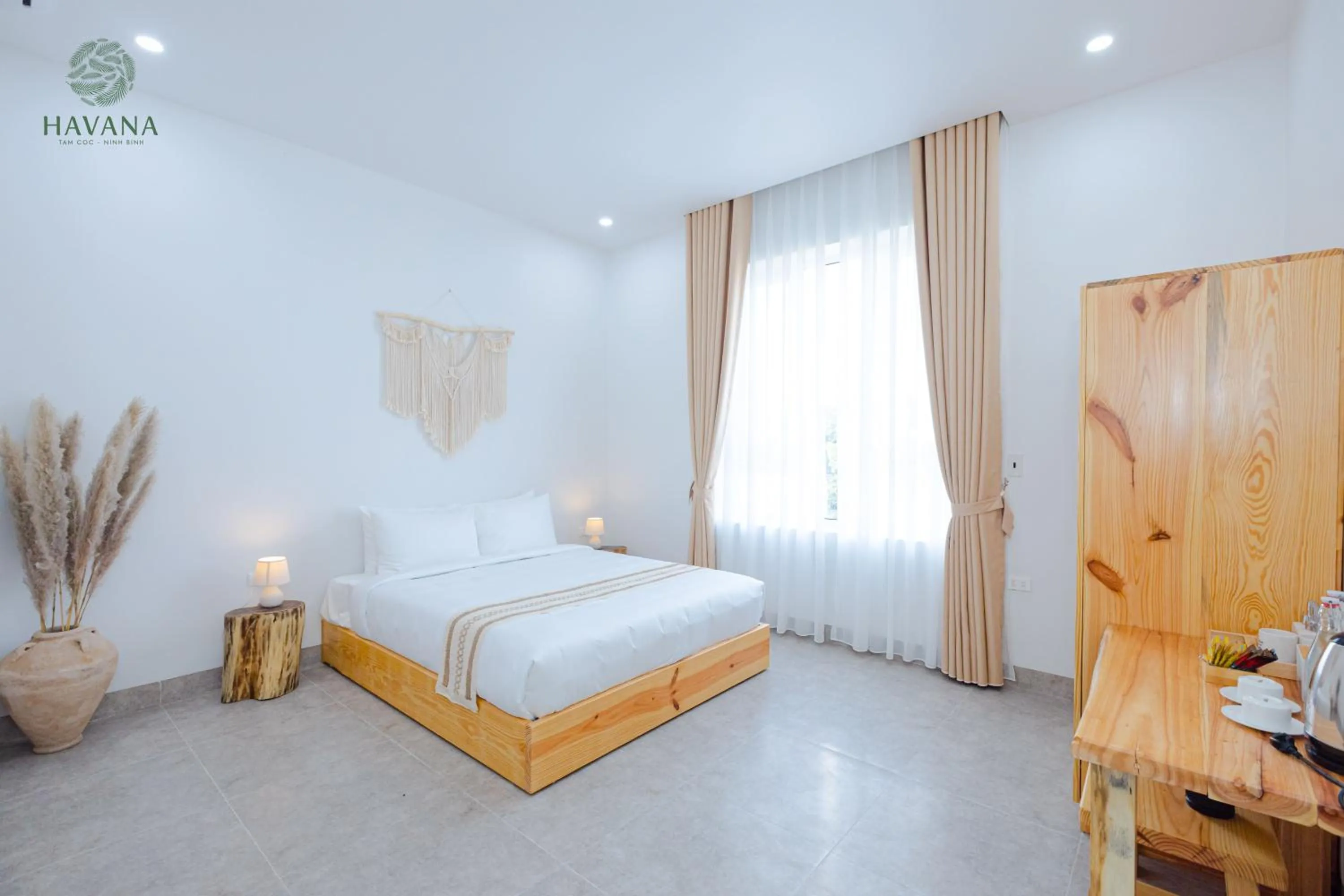 Bed in Havana Tam Coc Ninh Binh