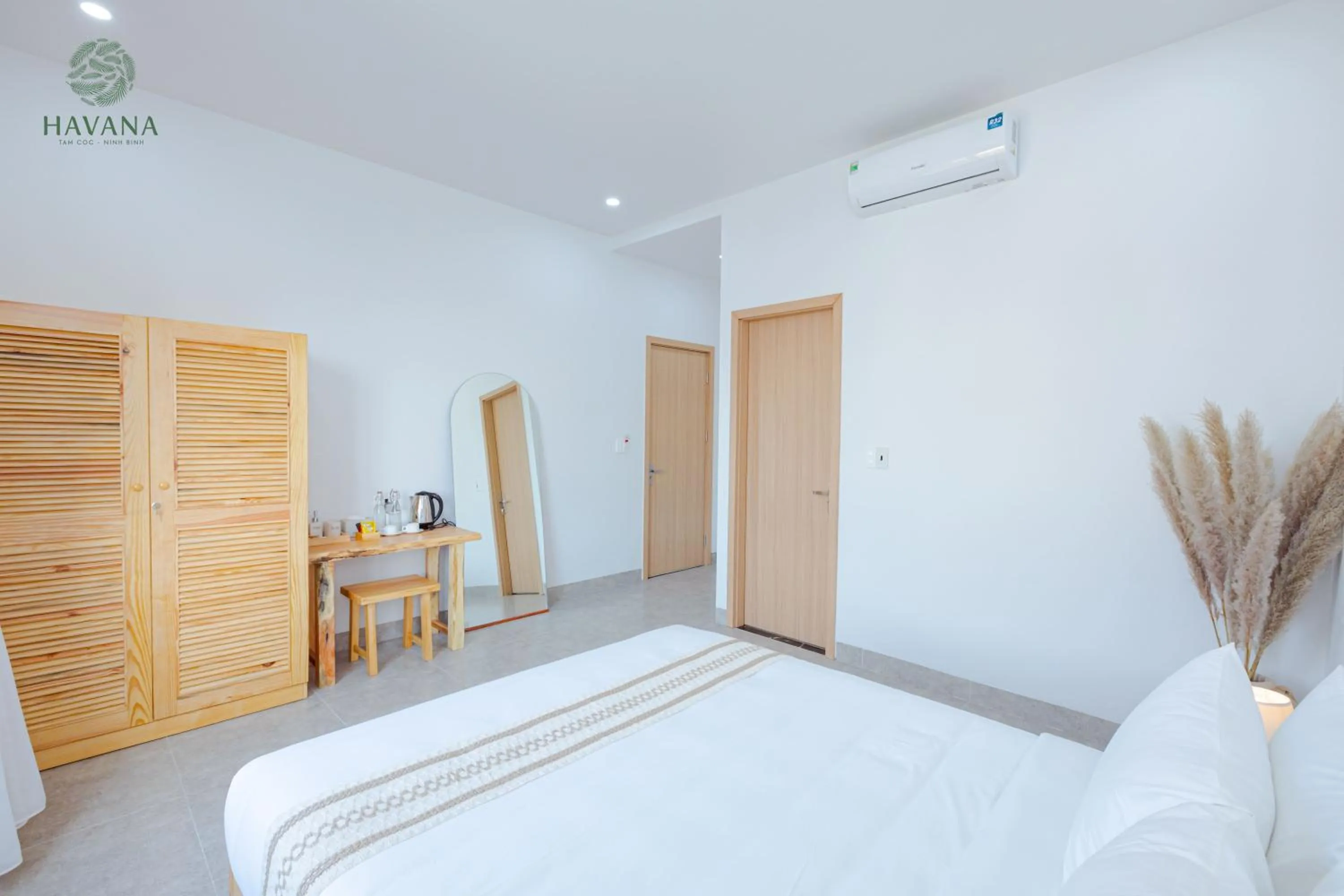 Bed in Havana Tam Coc Ninh Binh