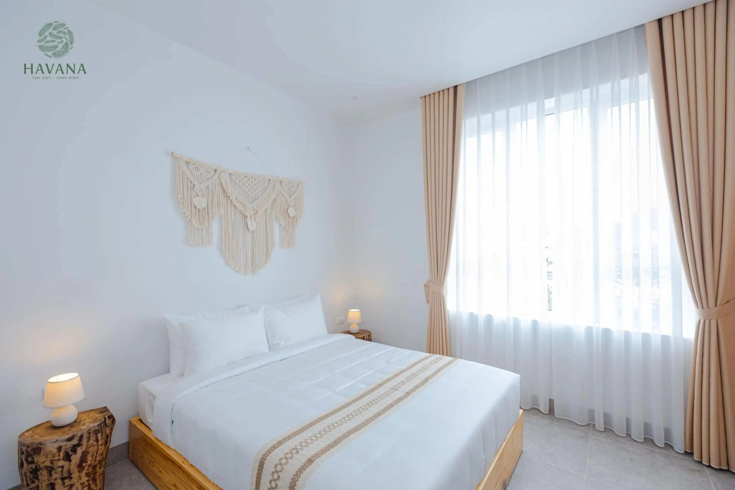 Bed in Havana Tam Coc Ninh Binh