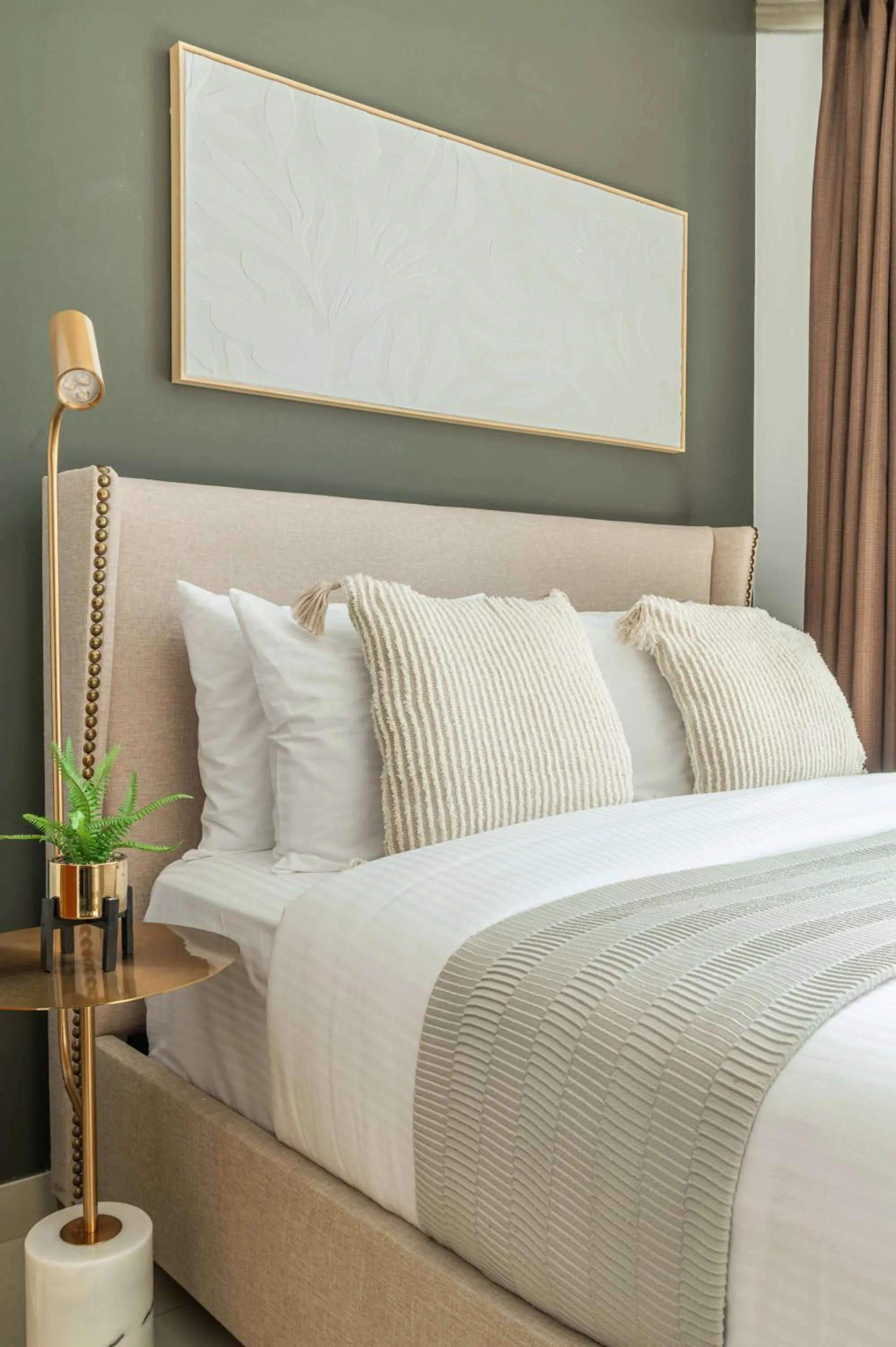 Frank Porter - Stand Point