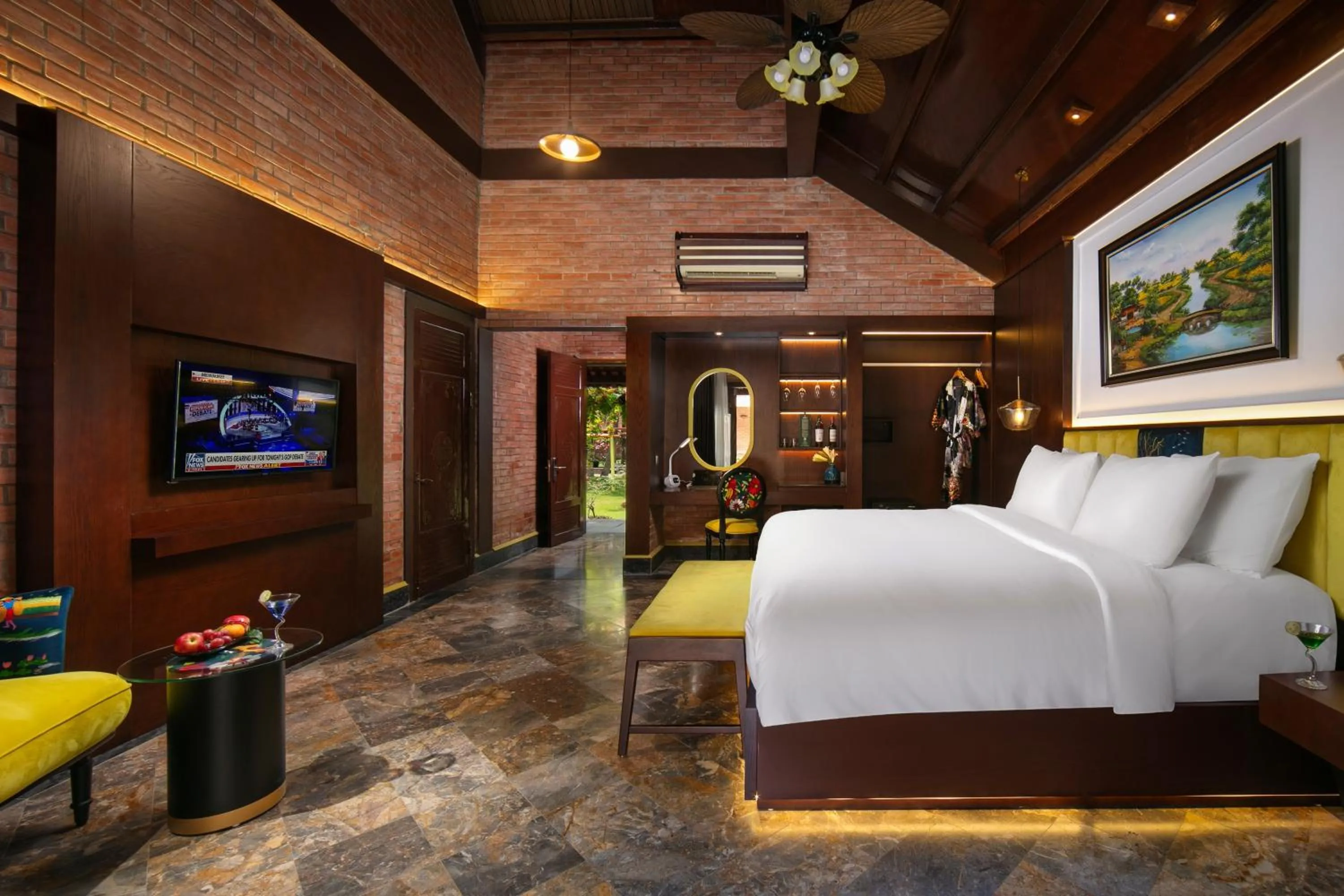 Communal lounge/ TV room, Bed in Asean Resort - Shiki Onsen & Spa