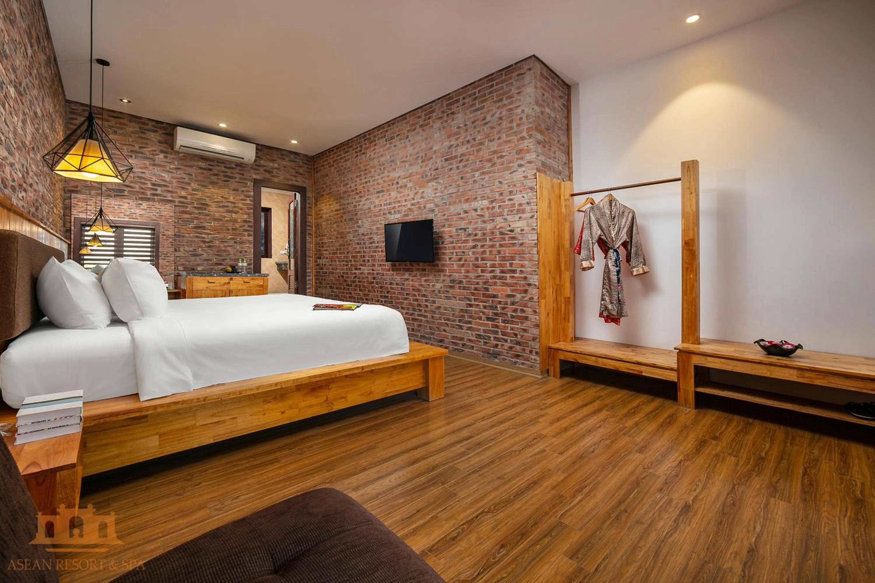 Communal lounge/ TV room, Bed in Asean Resort - Shiki Onsen & Spa