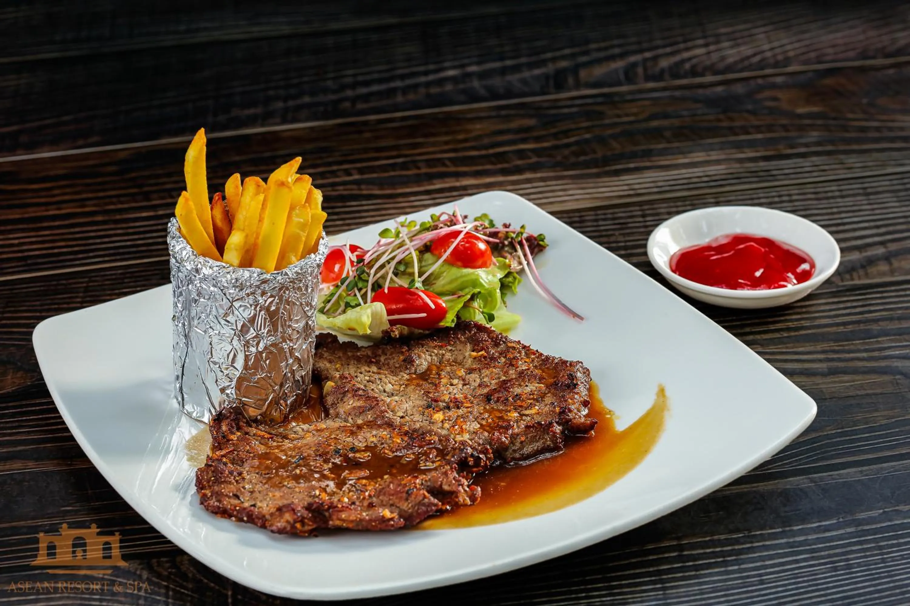 Food and drinks in Asean Resort - Shiki Onsen & Spa