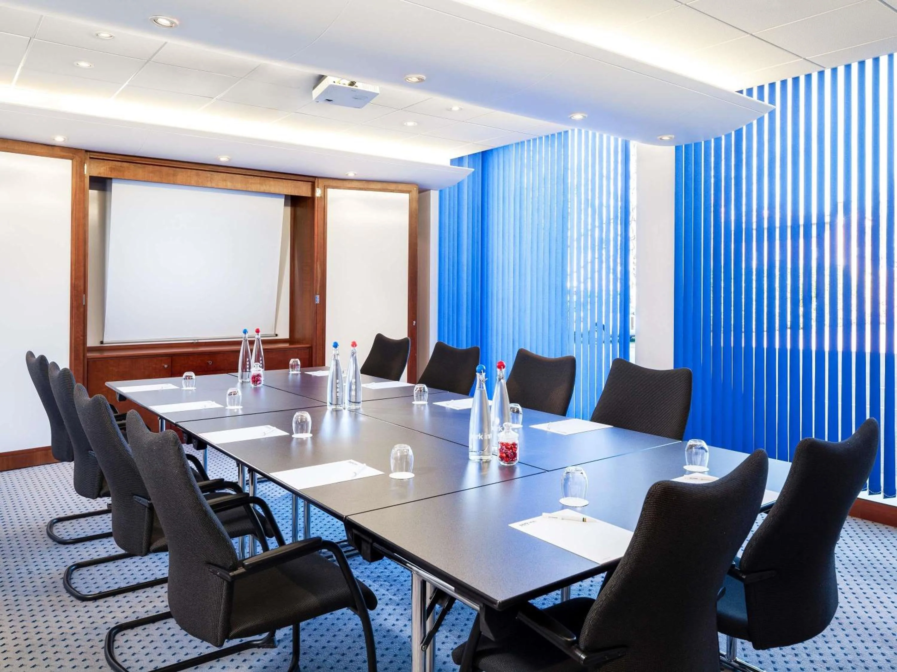 Meeting/conference room in Mercure Northampton