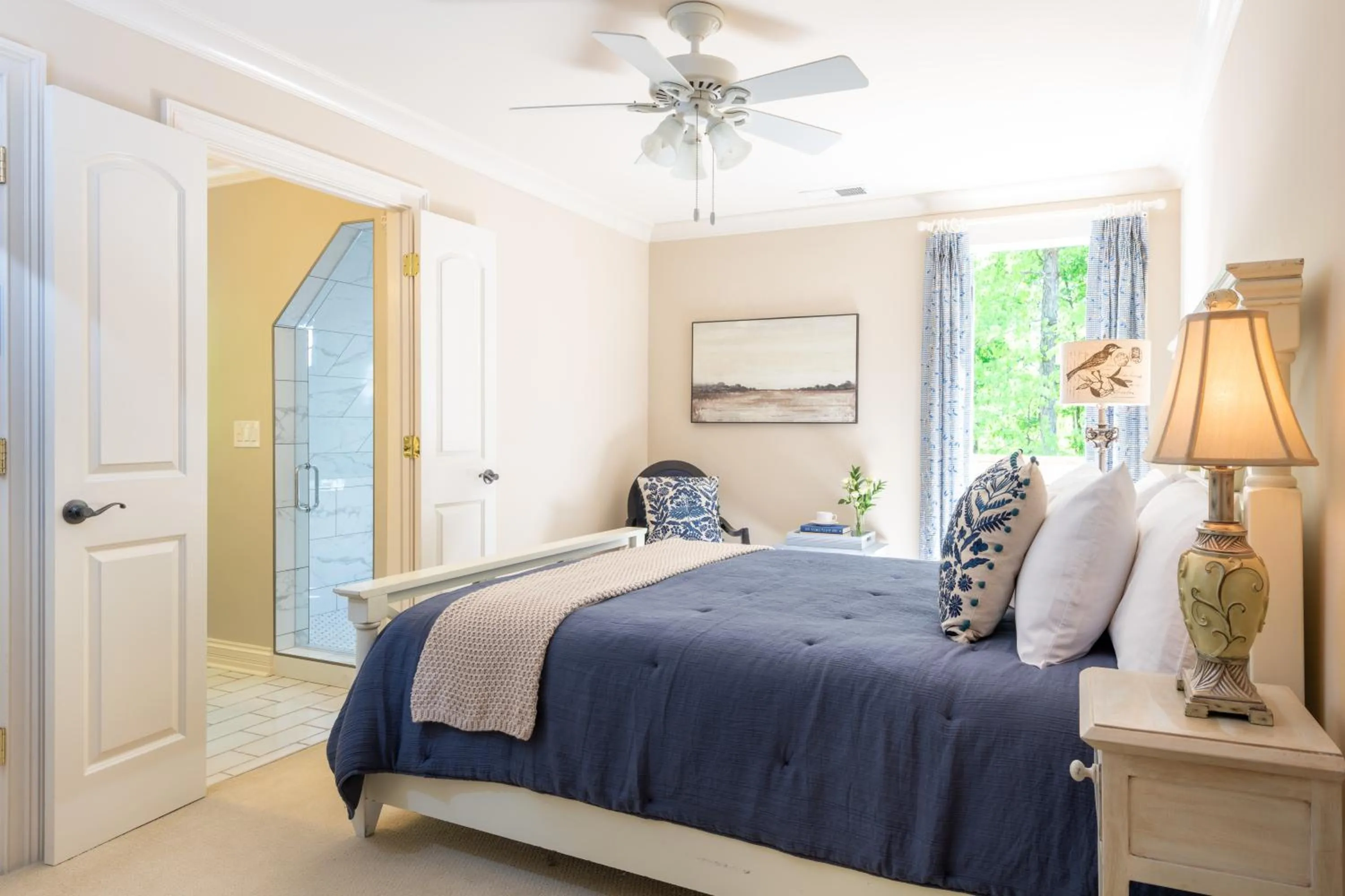 Bed in The Sage Cottage