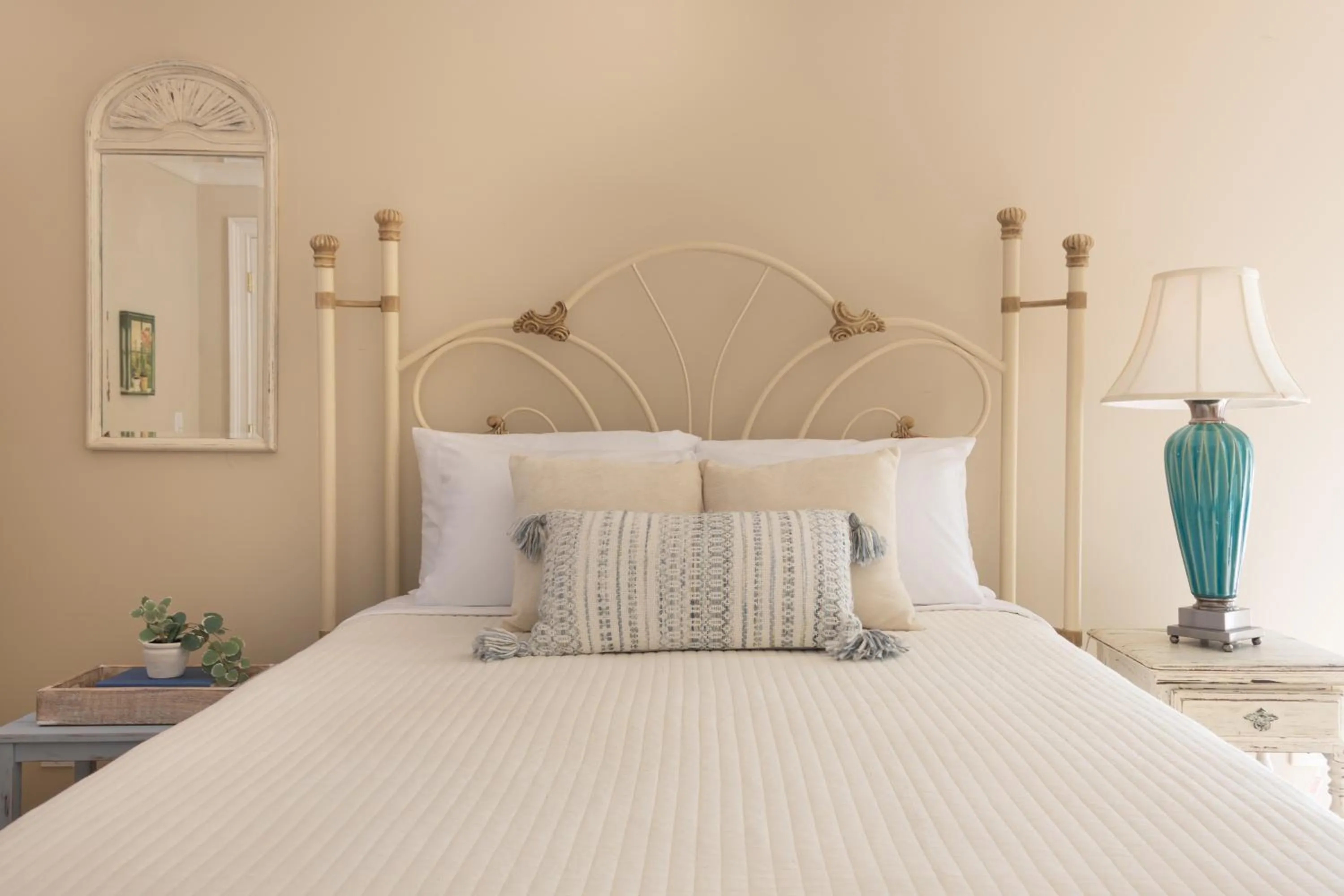 Bed in The Sage Cottage
