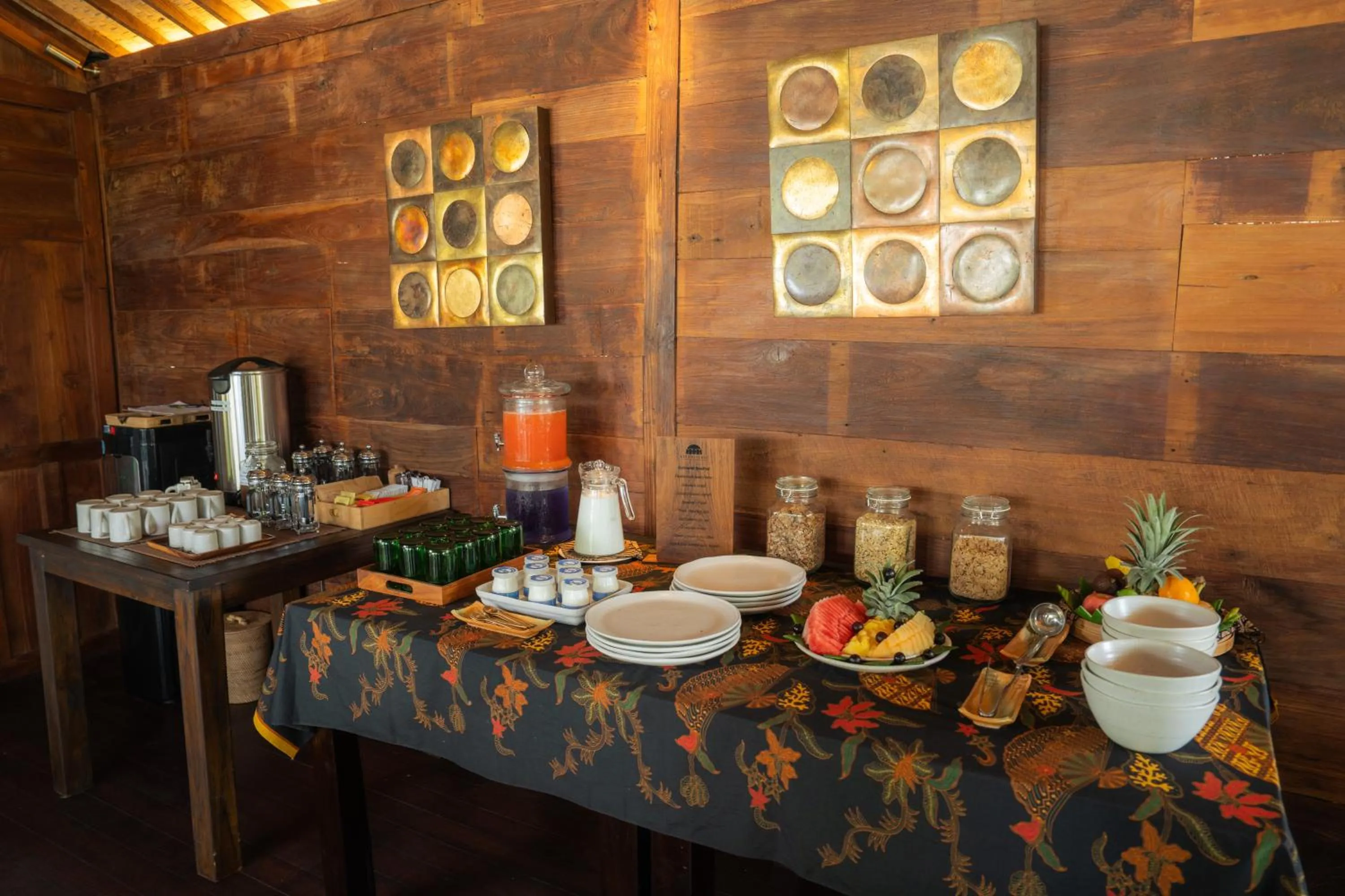 Food and drinks in Kayu Village