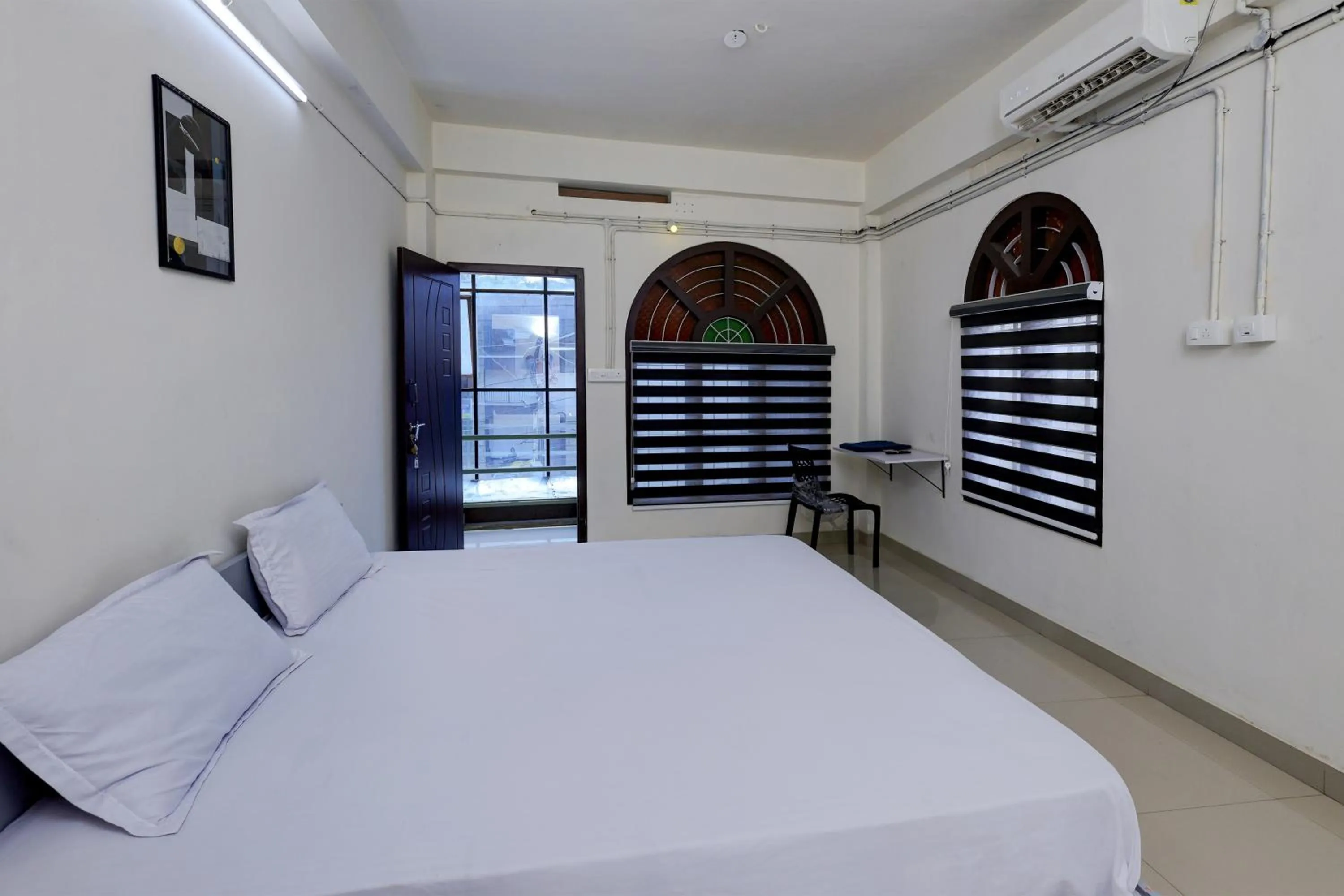 Bedroom, Bed in Hotel O A One Residency