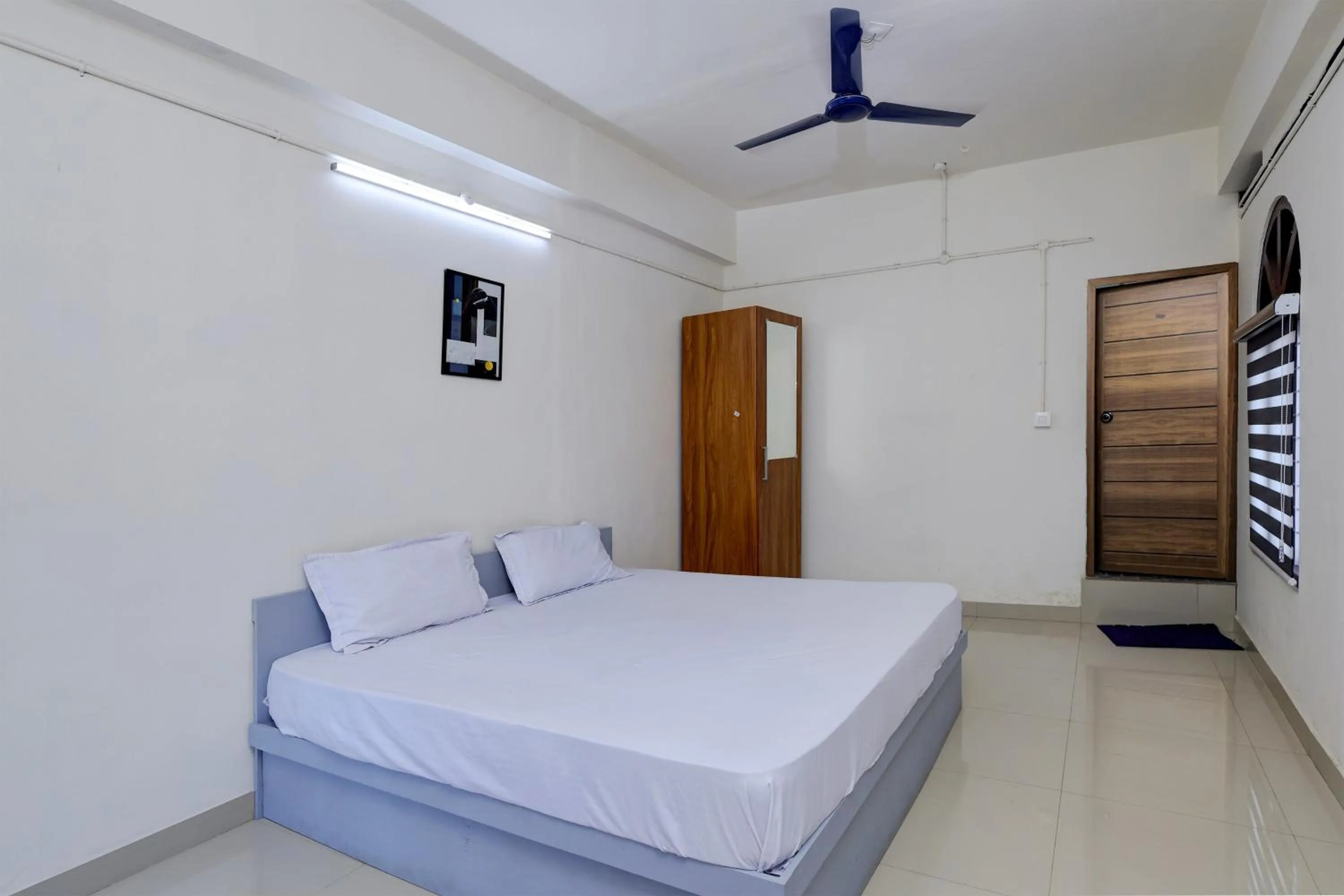 Bedroom, Bed in Hotel O A One Residency