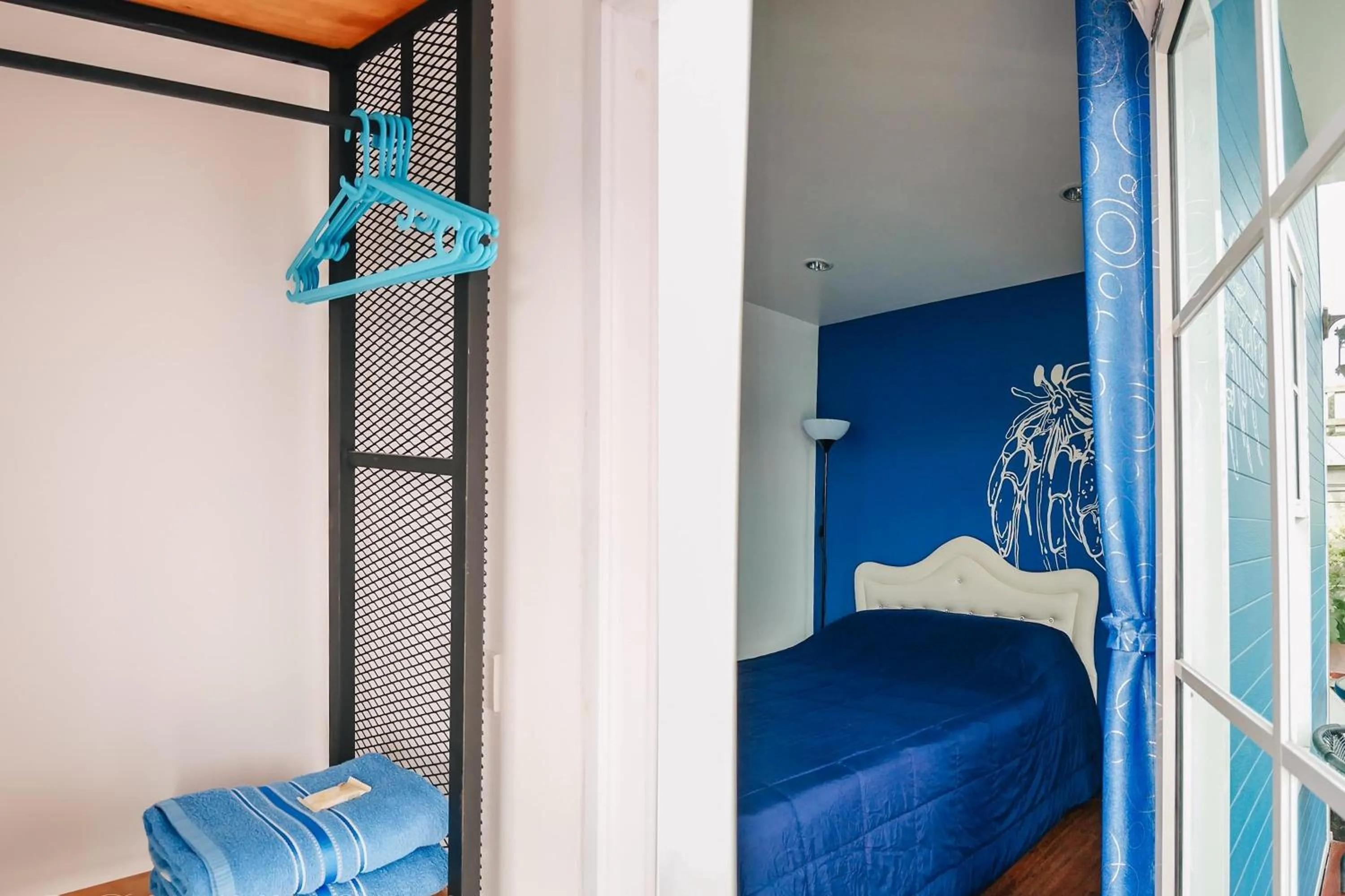 Photo of the whole room, Bed in Bluvilla Sattahip