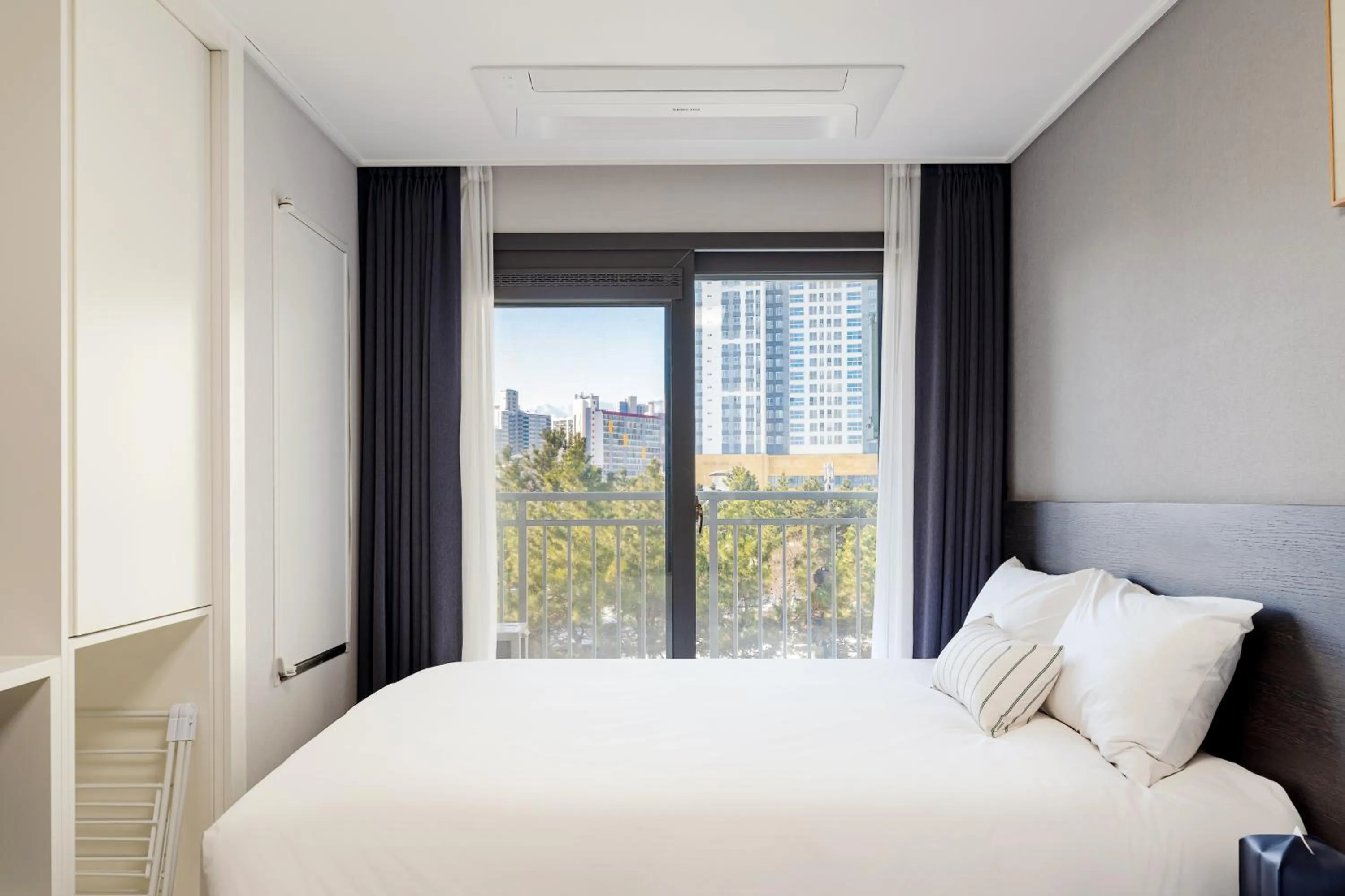 Bedroom, Bed in Urbanstay Sokcho Beach AB